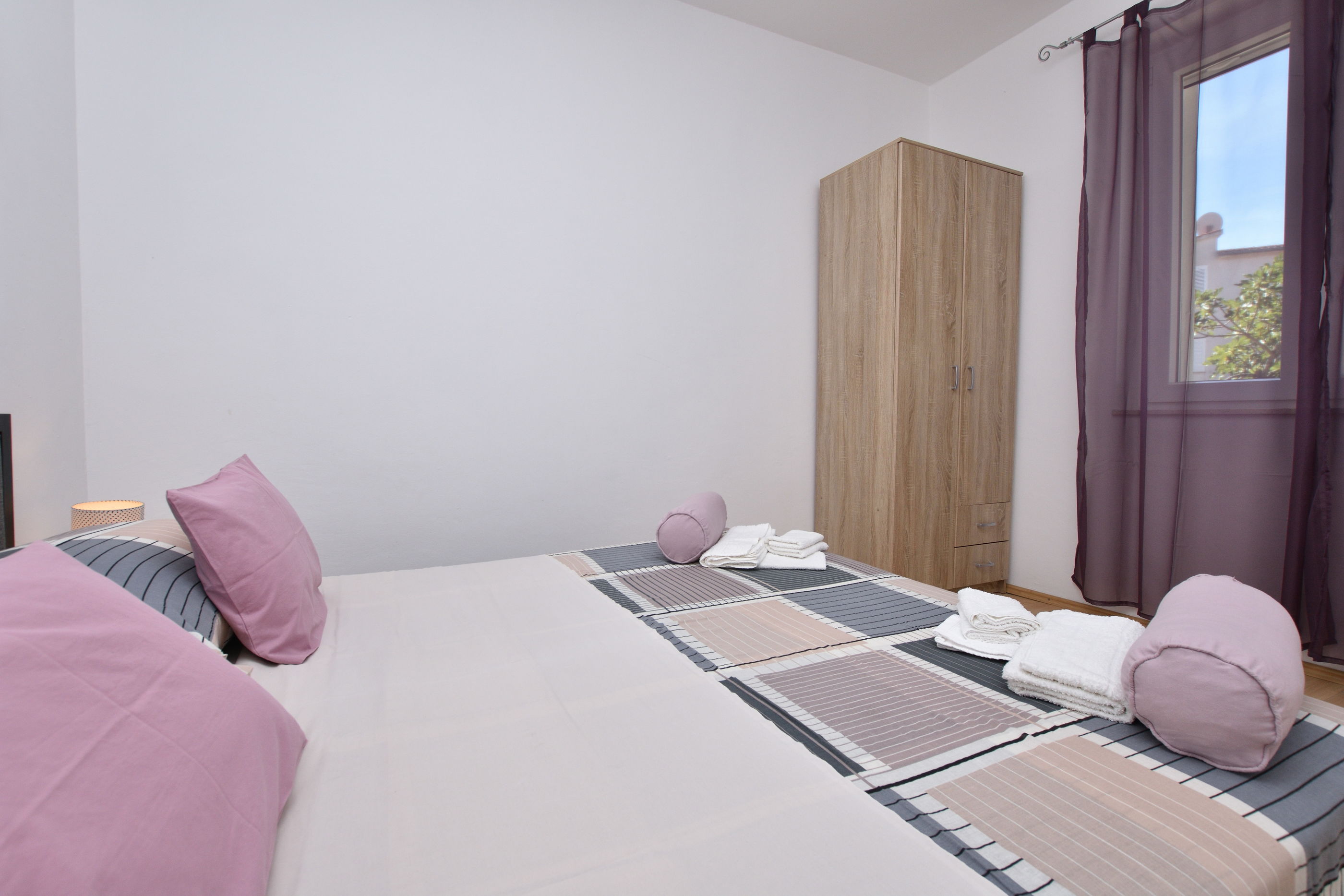 Apartments Dragica 15488-A2