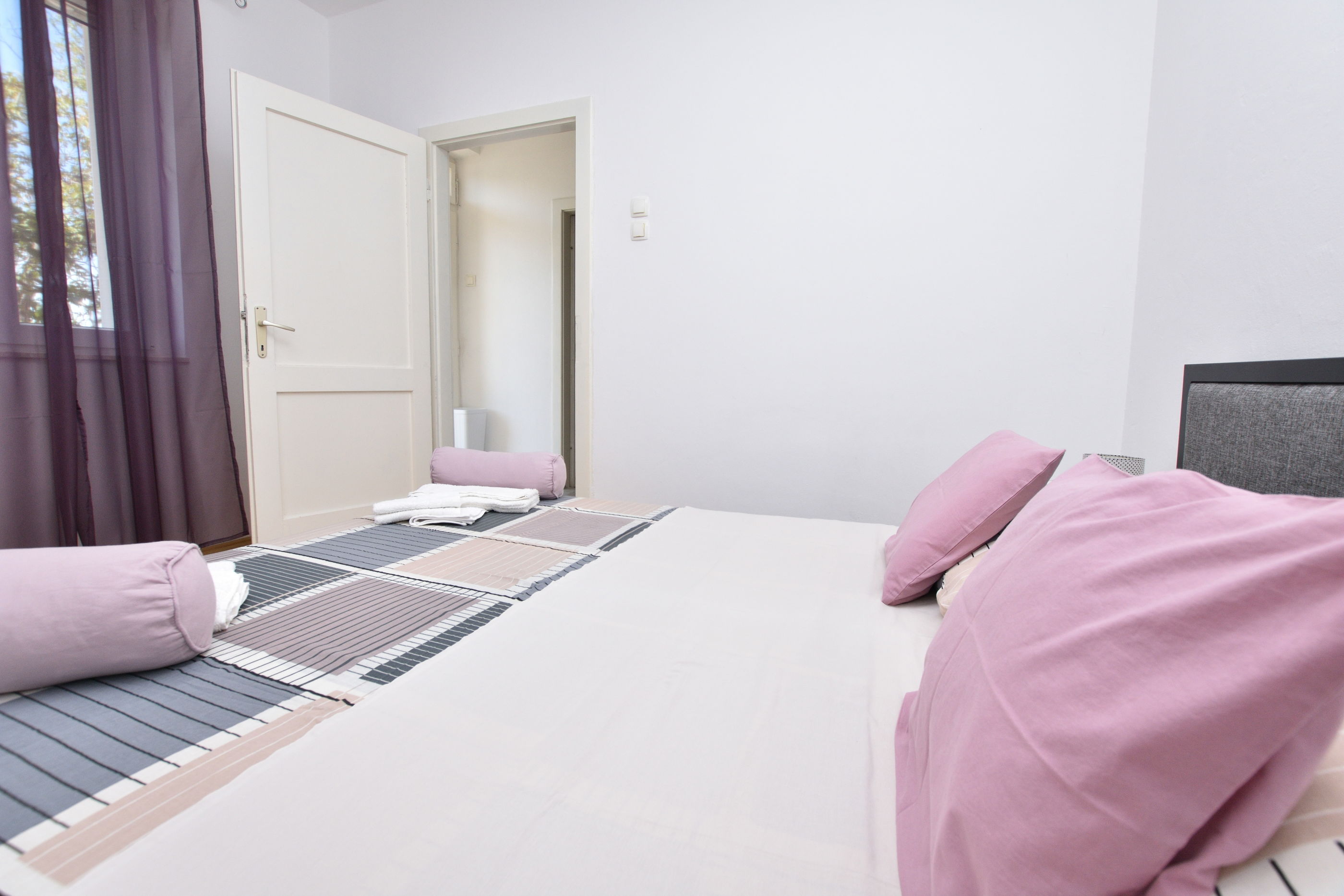 Apartments Dragica 15488-A2