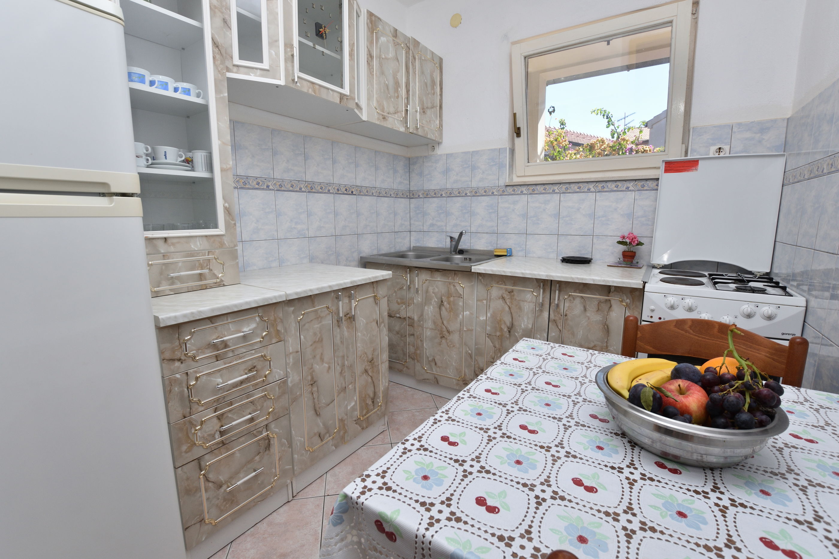 Apartments and Rooms Jakov 40391-A1