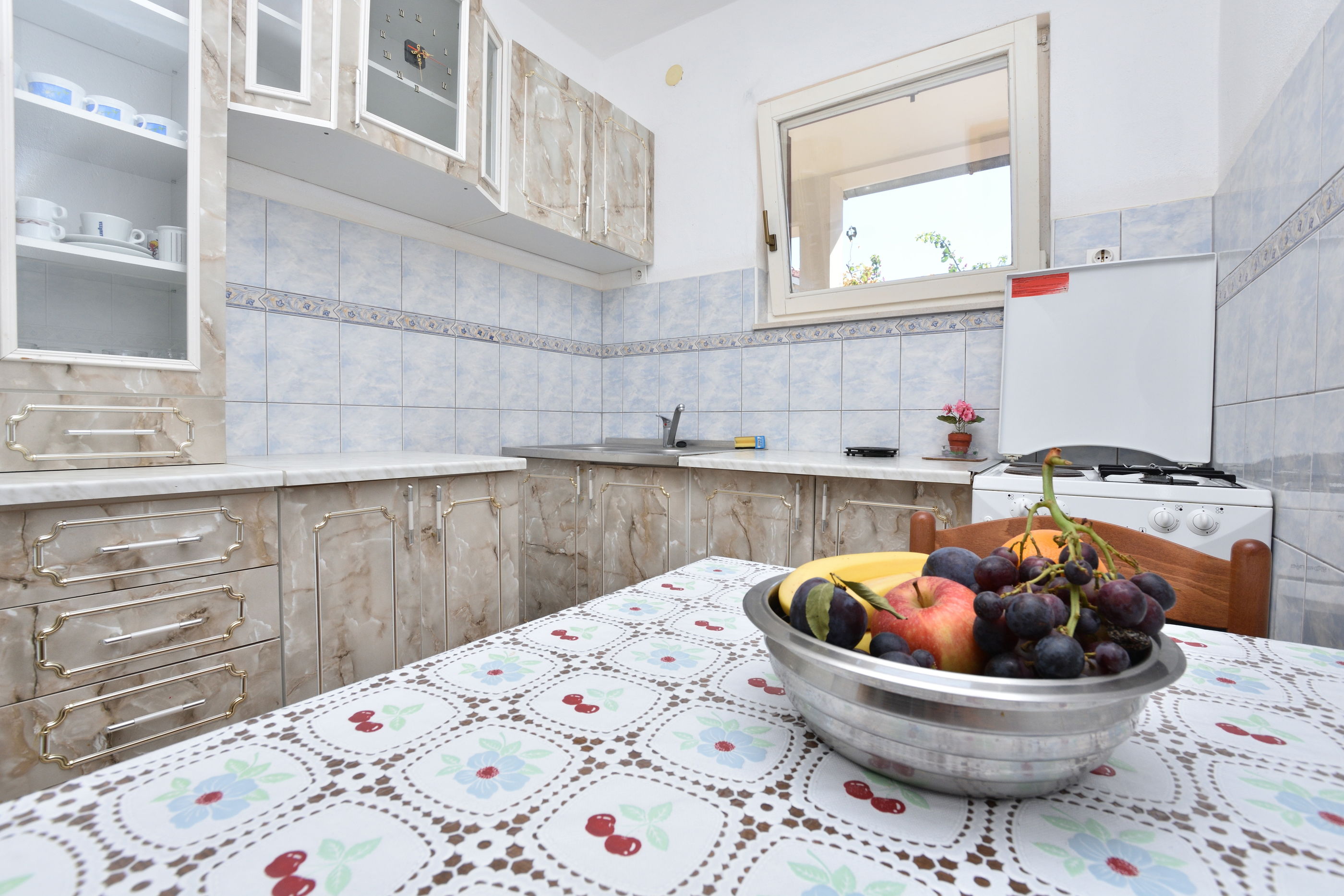 Apartments and Rooms Jakov 40391-A1