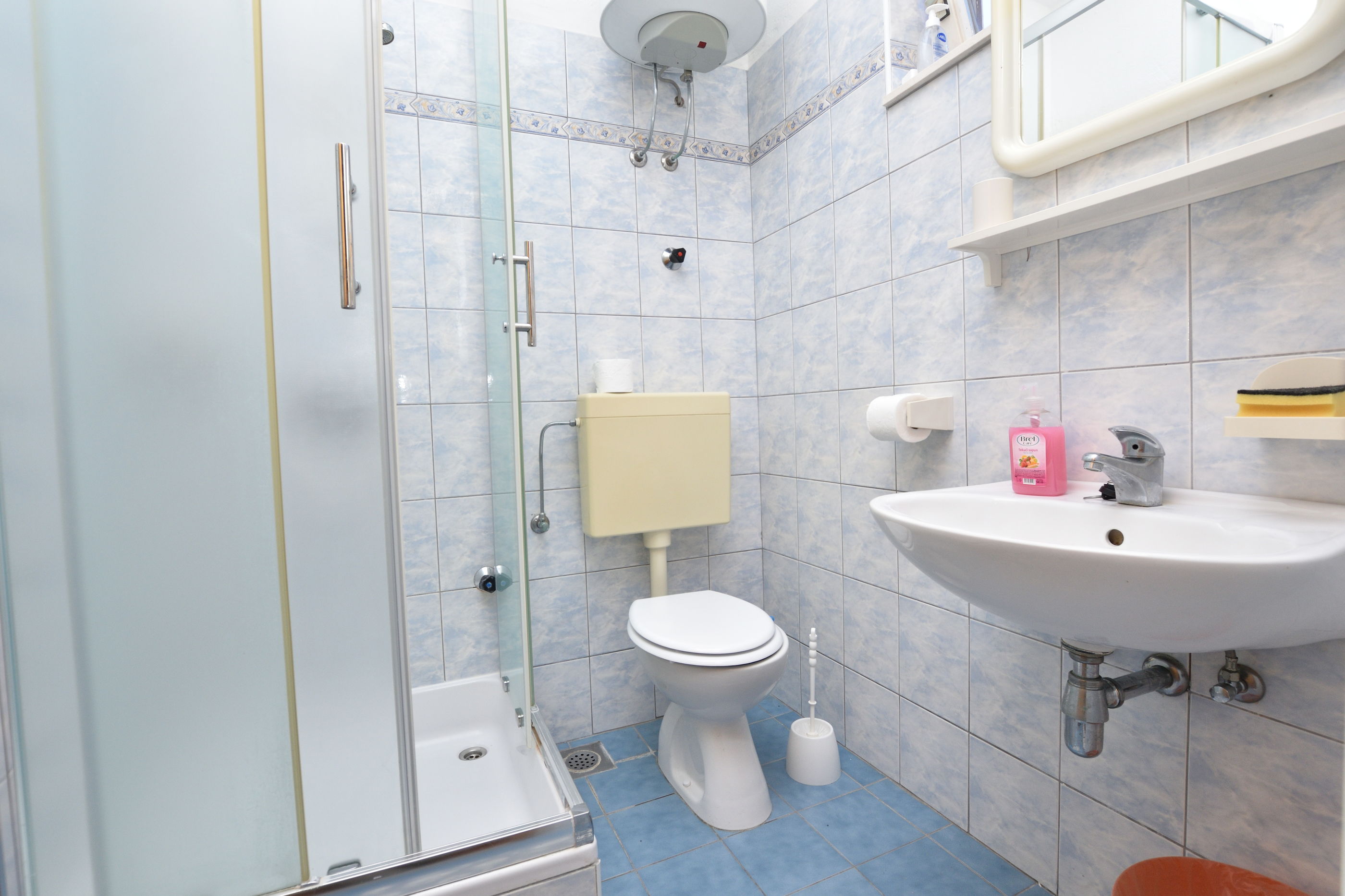 Apartments and Rooms Jakov 40391-A1
