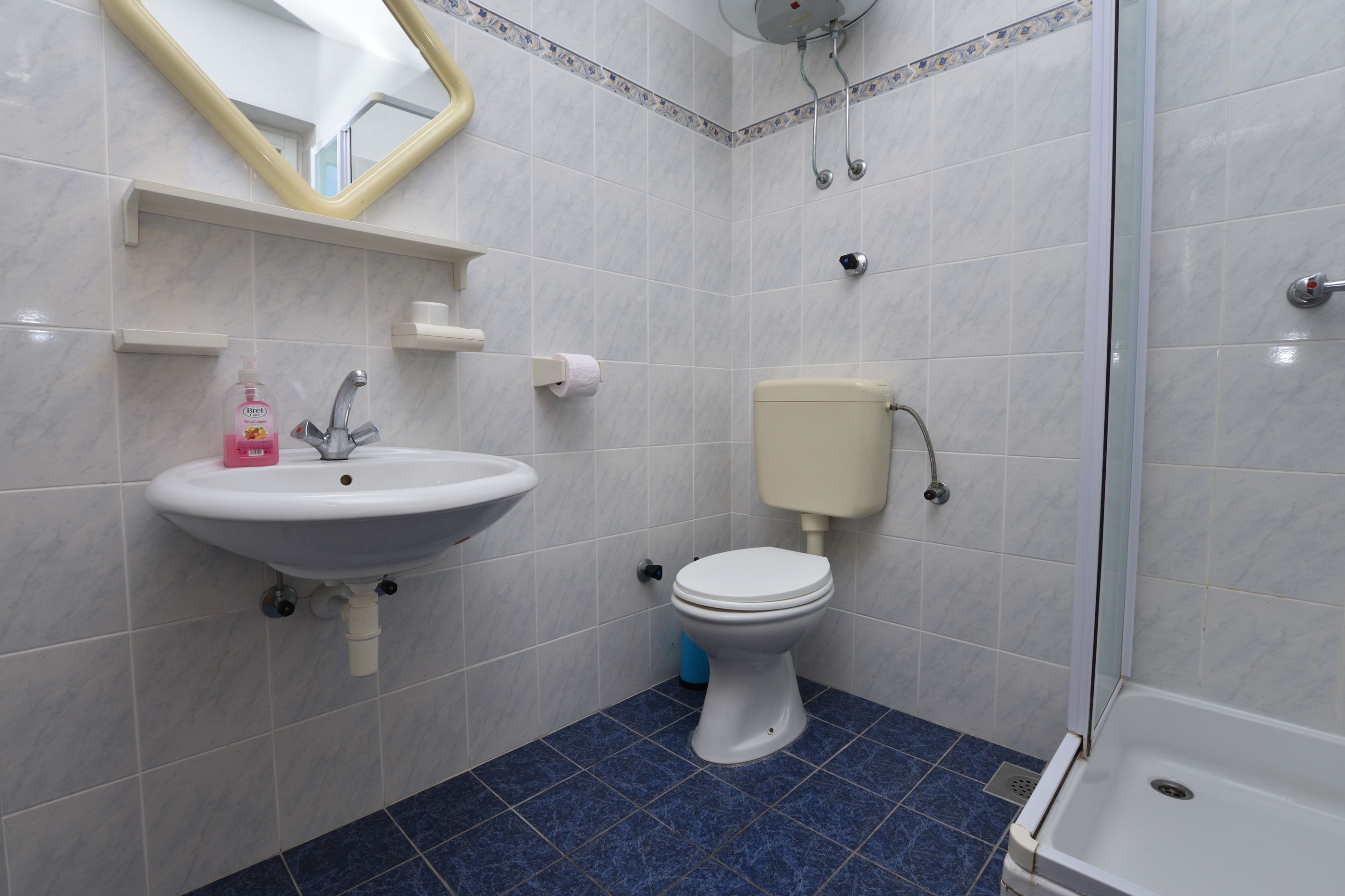 Apartments and Rooms Jakov 40391-A2