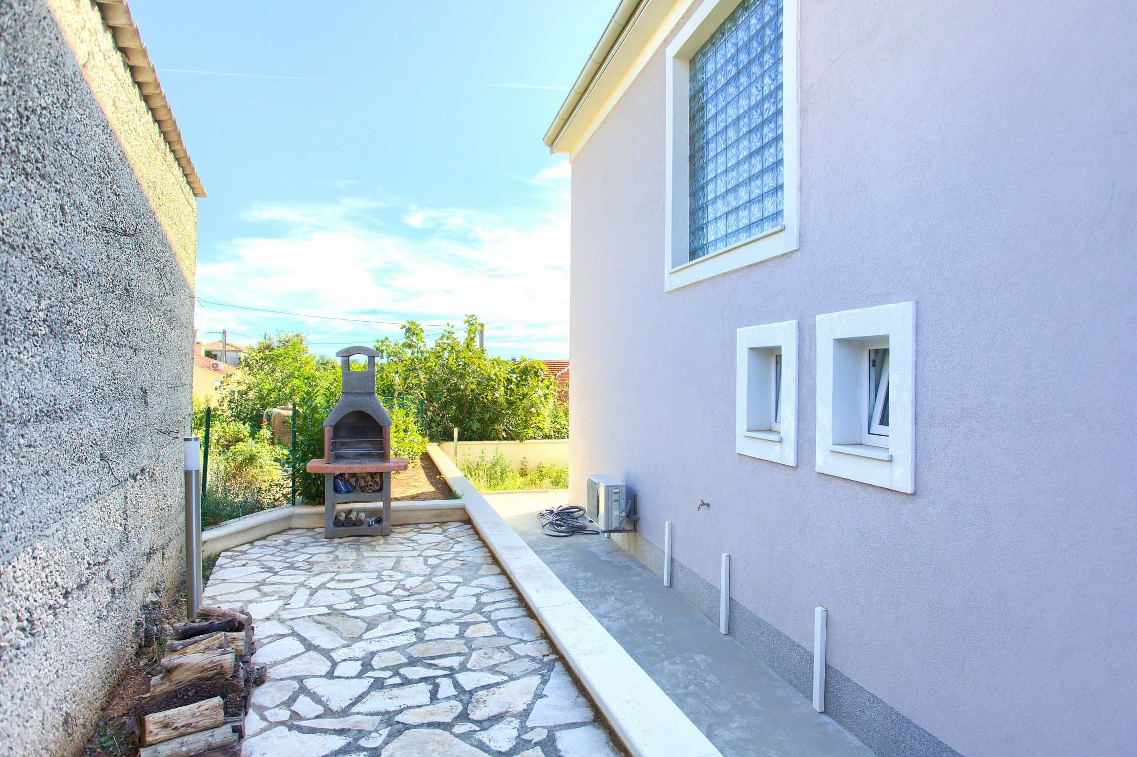 House Isabella 62163-A1