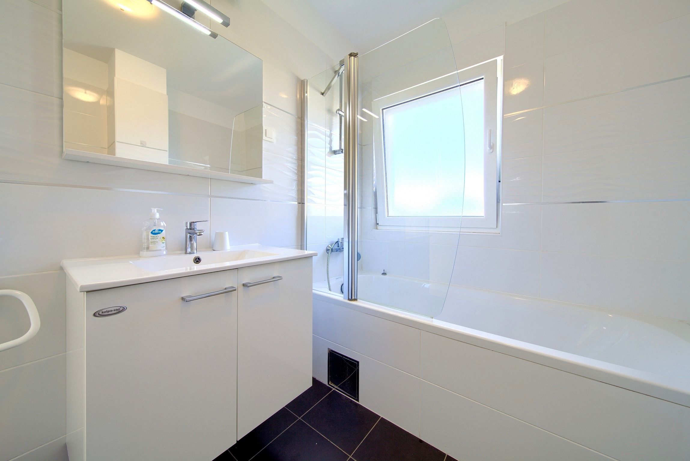 House Isabella 62163-A1