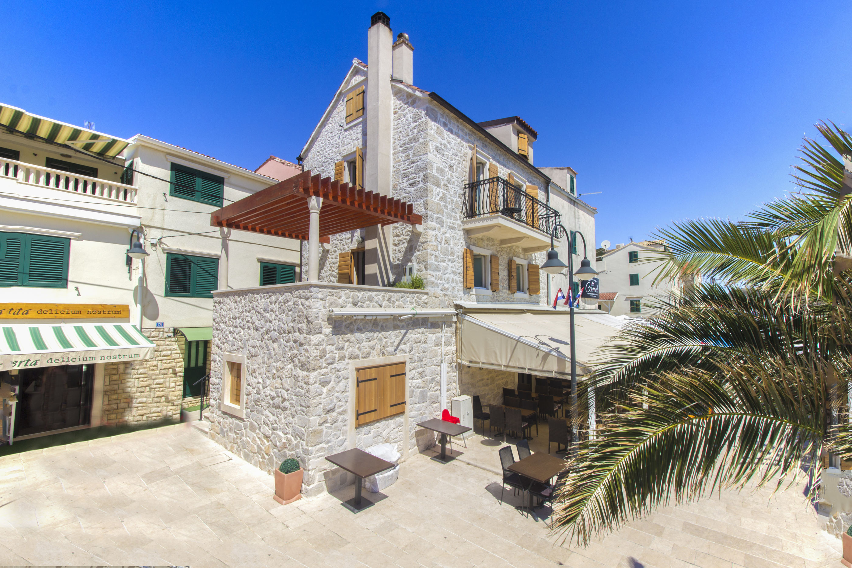 House Stonehouse Popožo 72221-K1