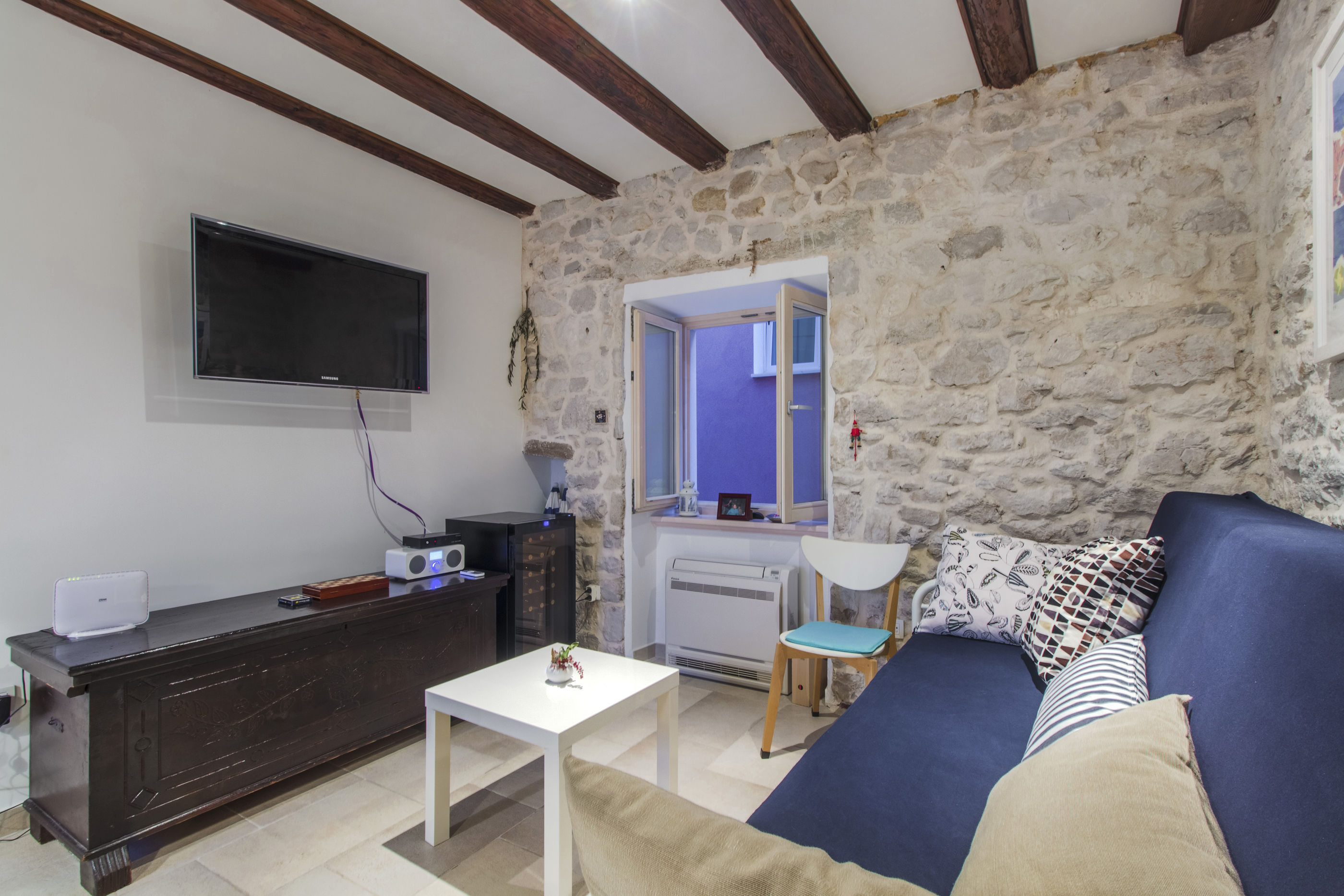 House Stonehouse Popožo 72221-K1