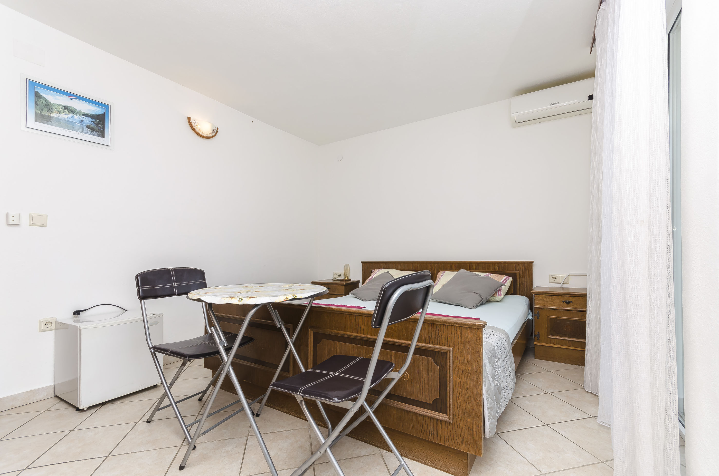 Apartment and Room Ilija 72271-S1