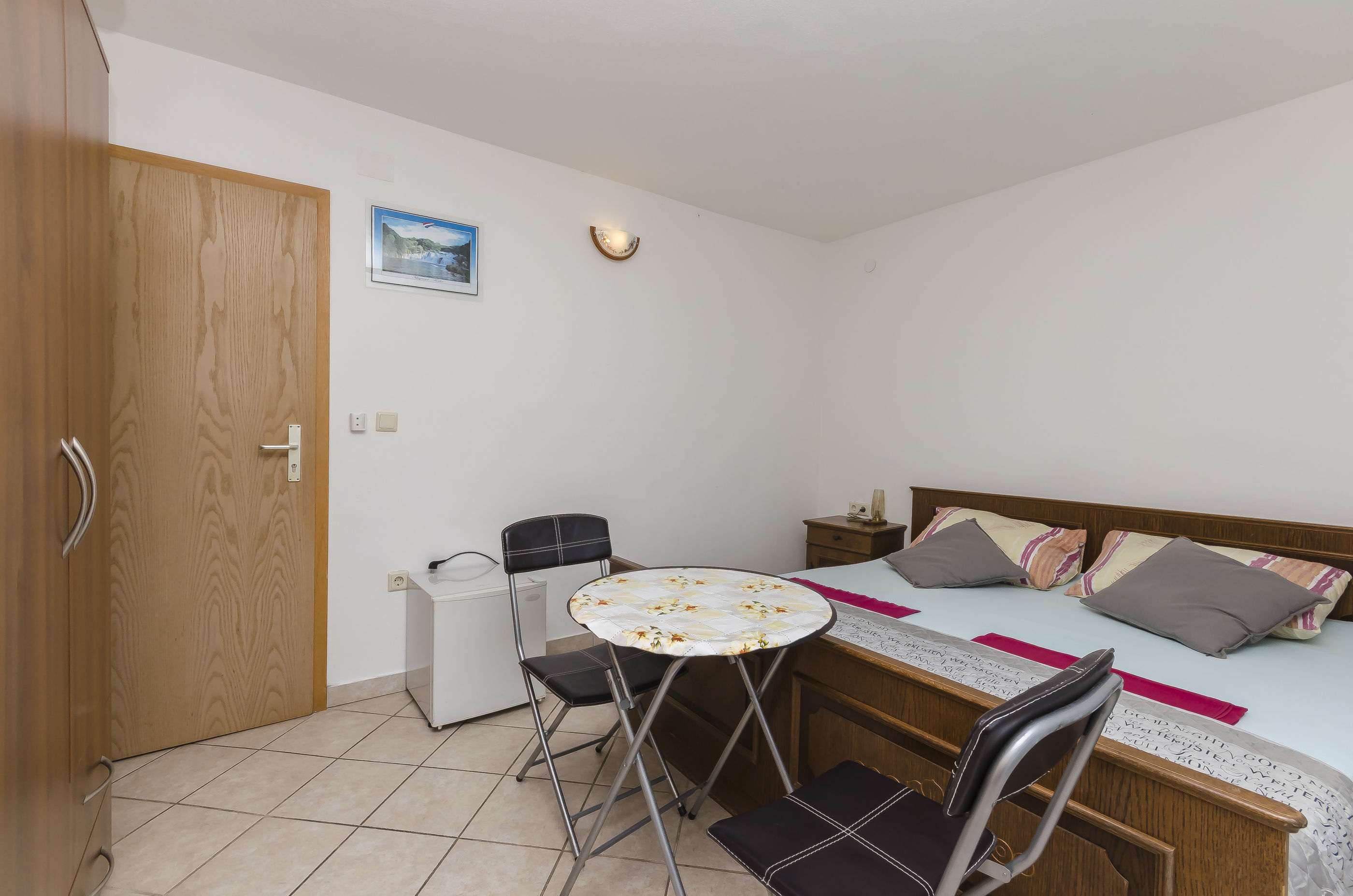 Apartment and Room Ilija 72271-S1