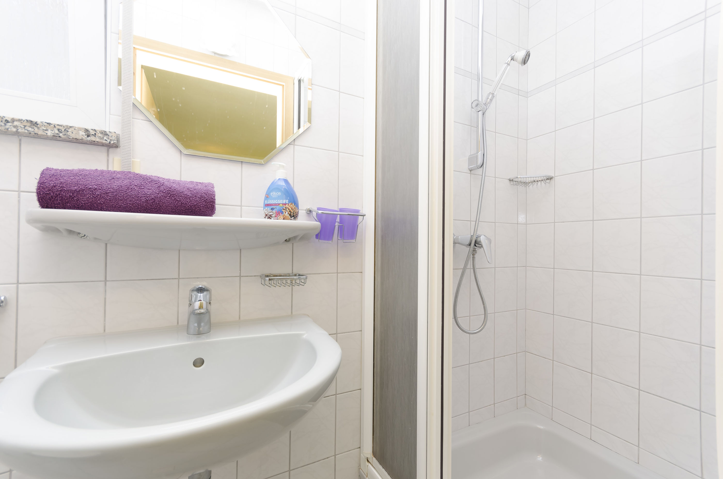 Apartment and Room Ilija 72271-S1