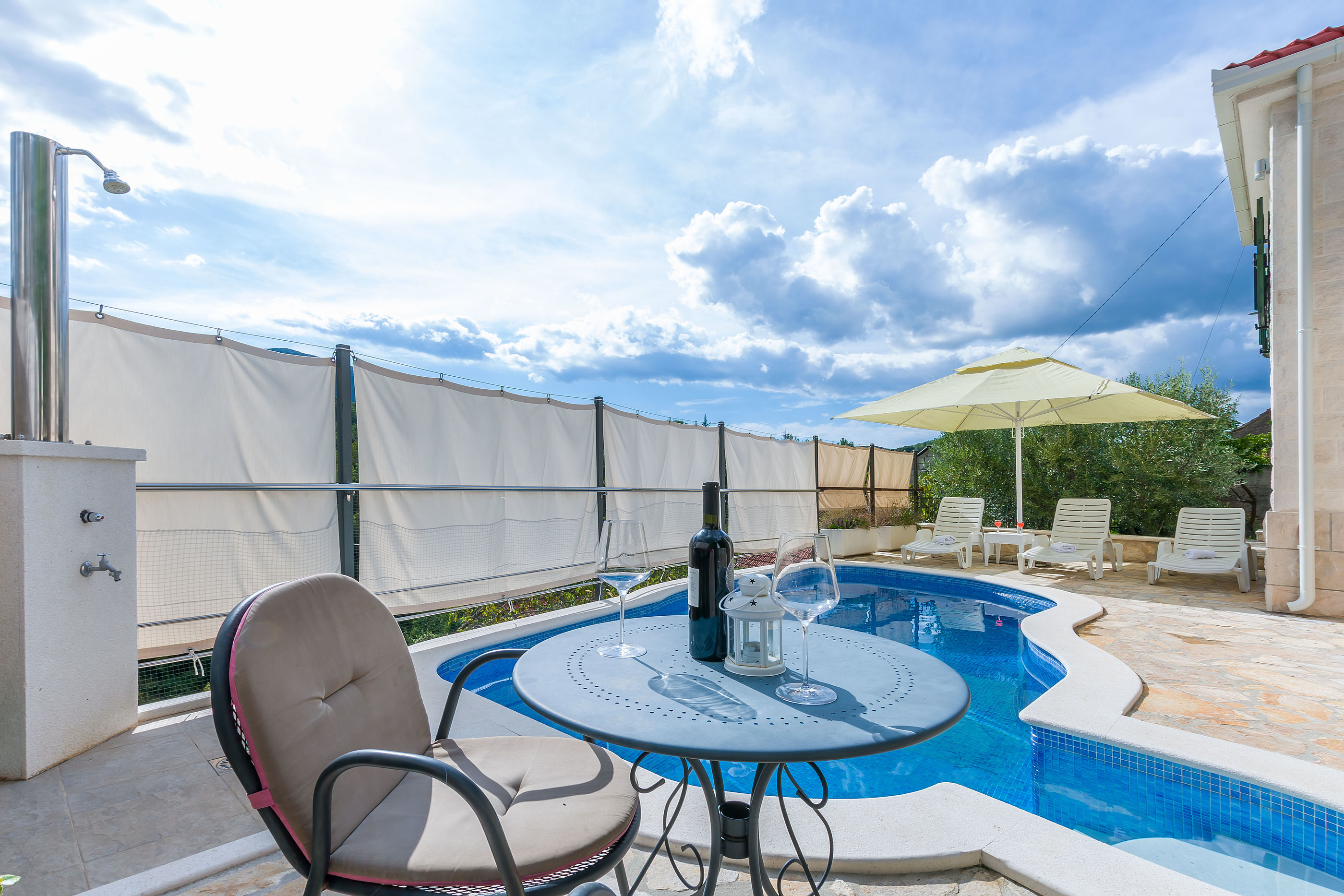 Villa Holiday home Zvečanje V6211-K1