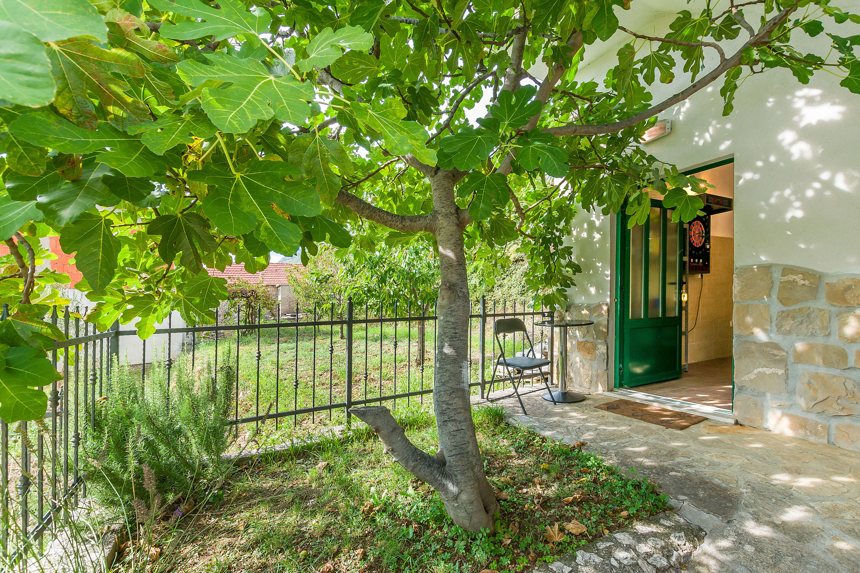 Villa Holiday home Zvečanje V6211-K1