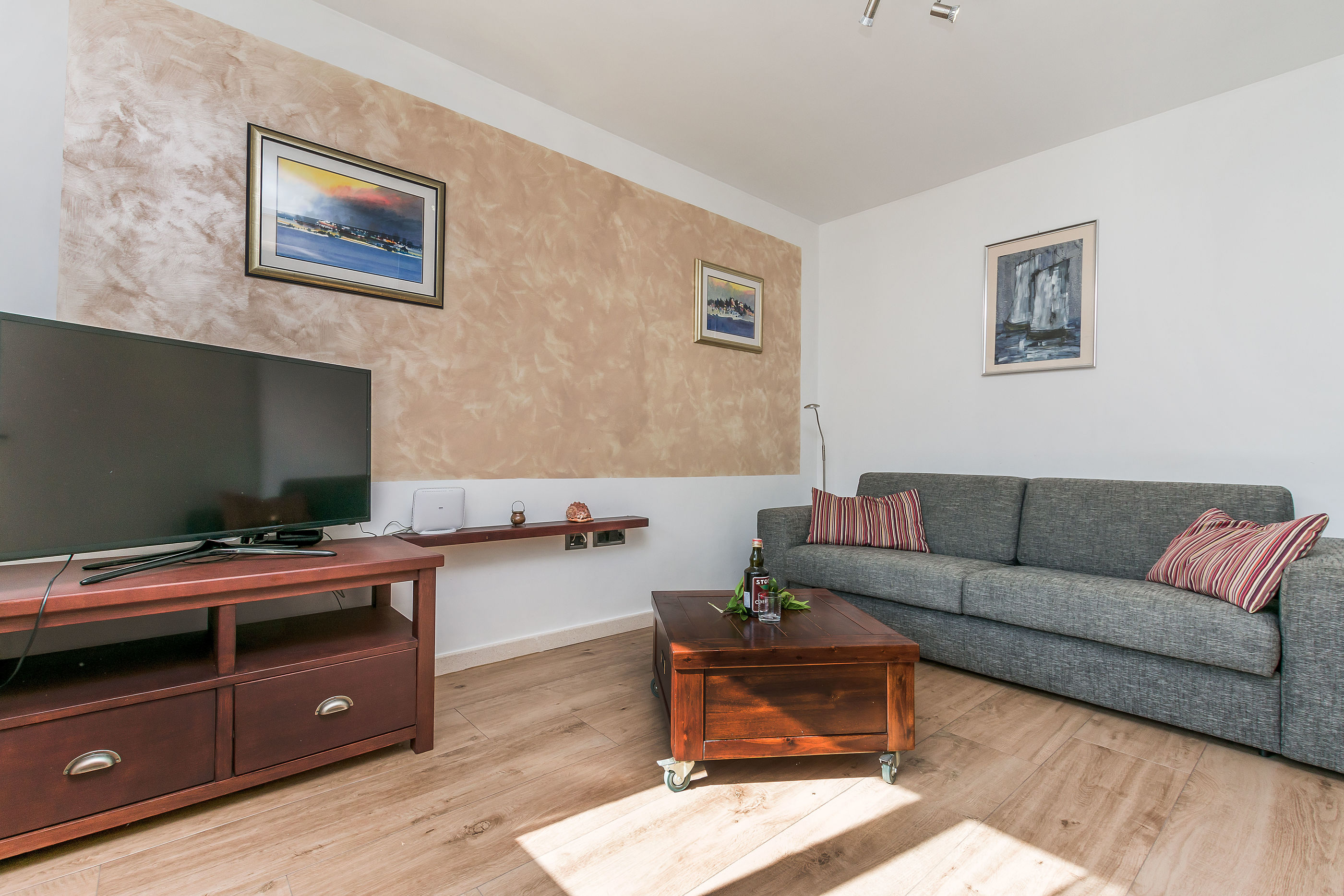 Villa Holiday home Zvečanje V6211-K1