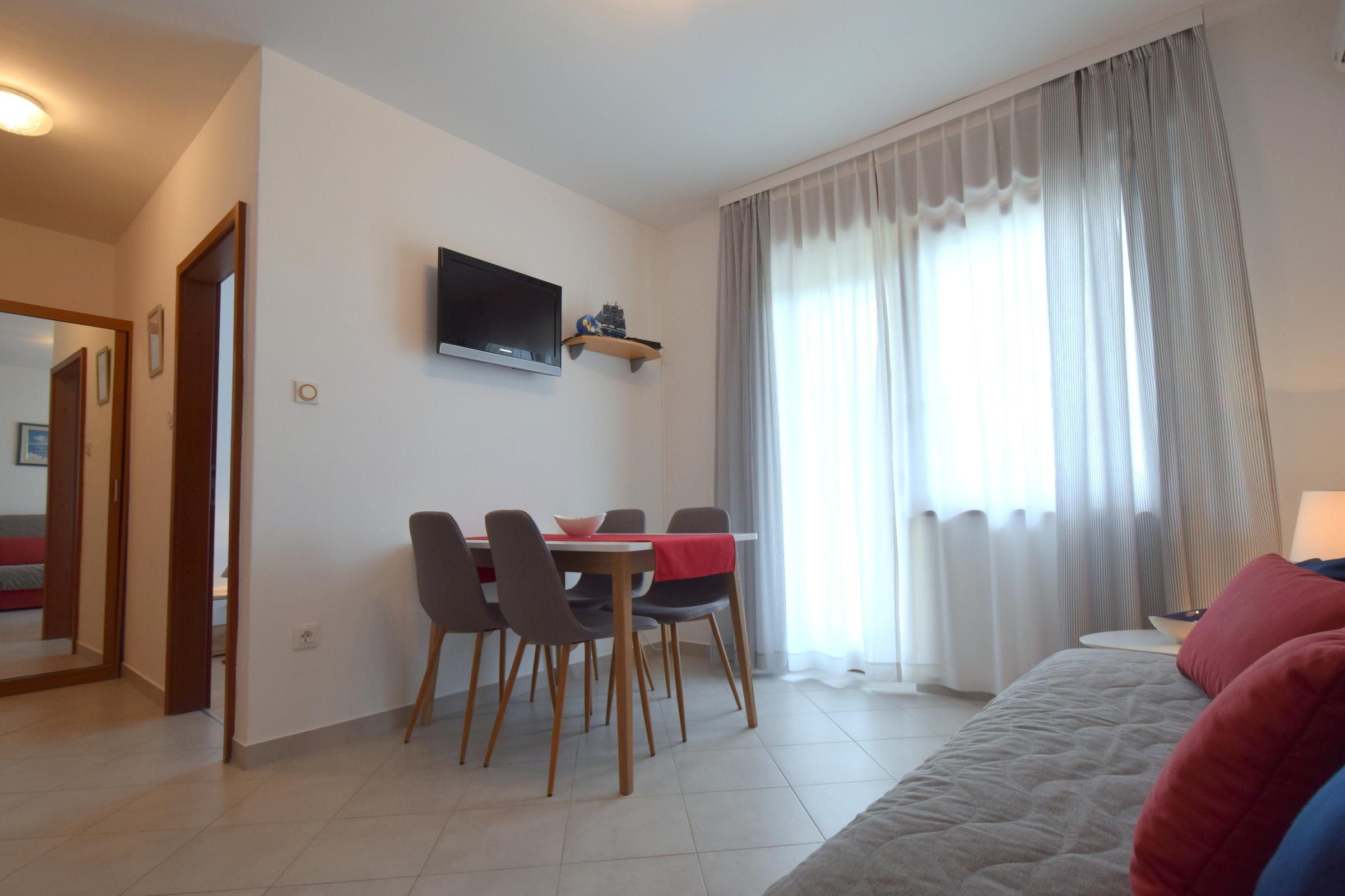 Apartments Olgica 62011-A1