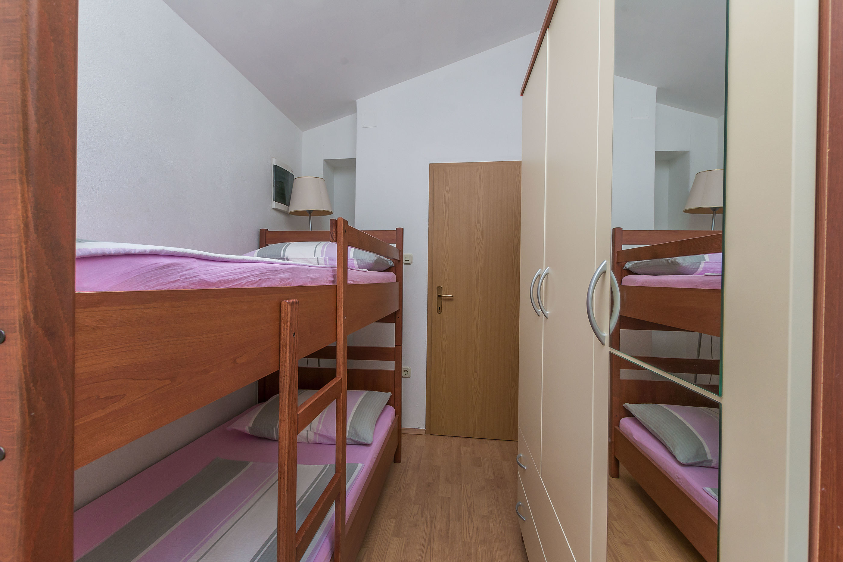 Apartment Ametist 73501-A1
