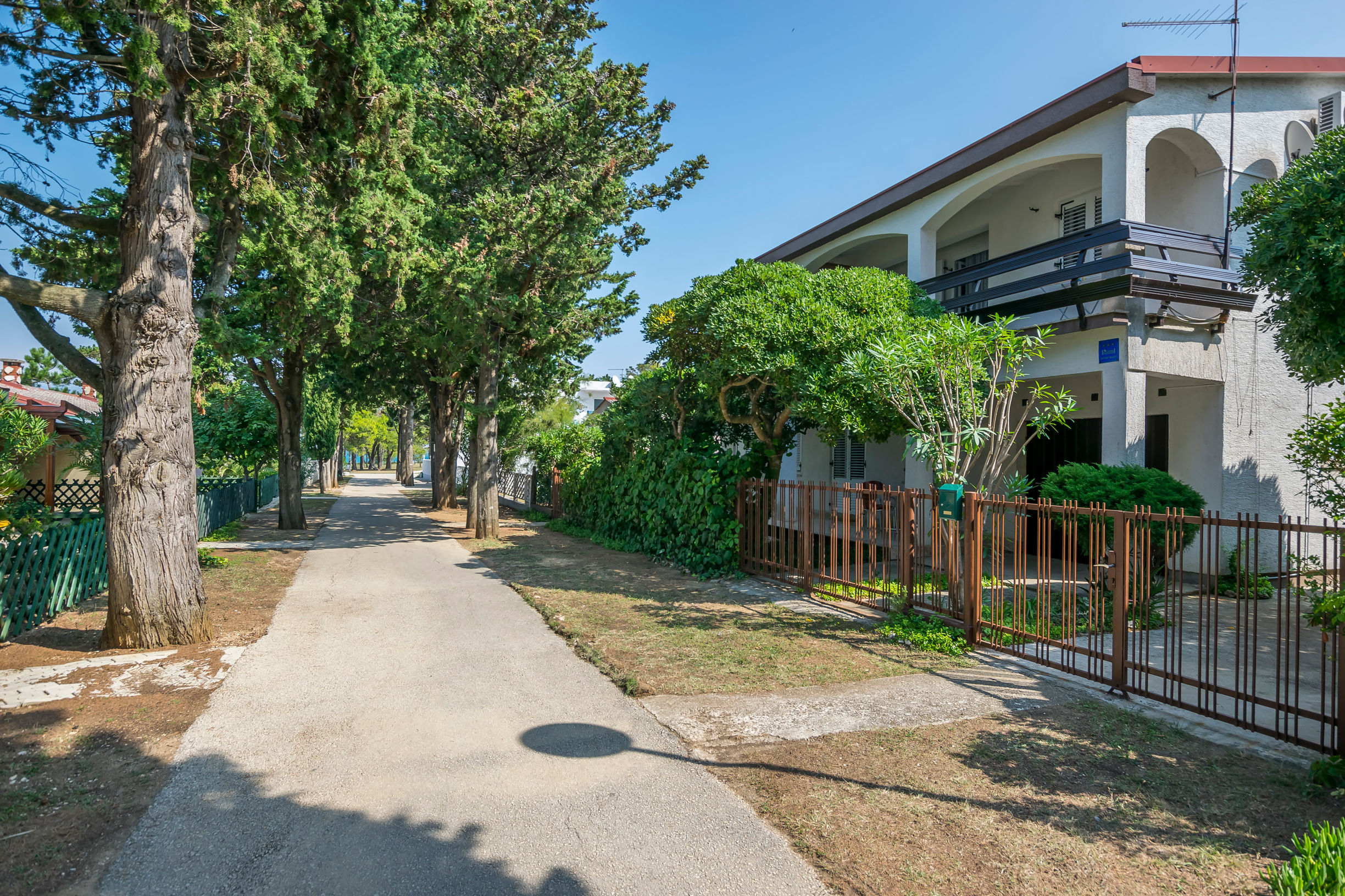 Apartments Mira 73961-A2