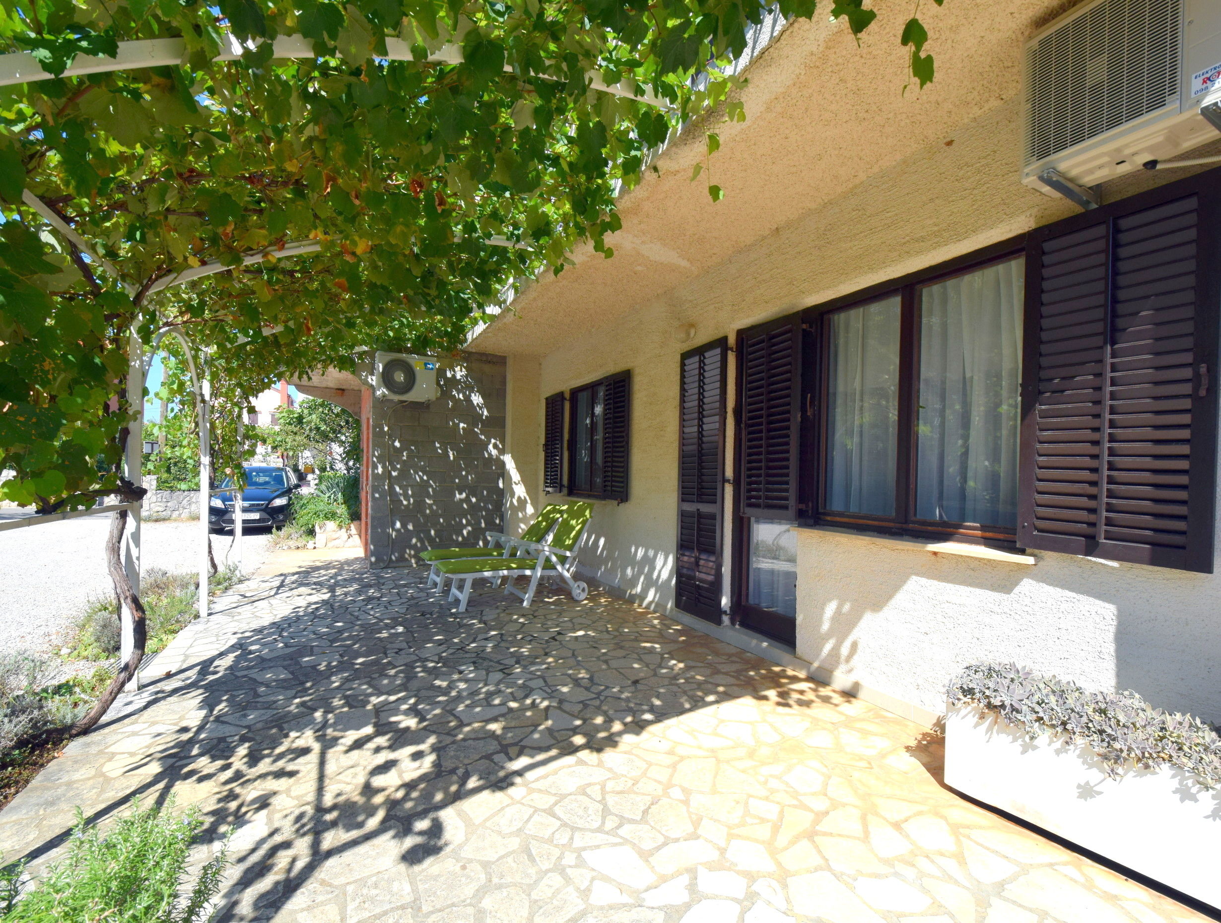Apartments and Room Blažević 62031-A1