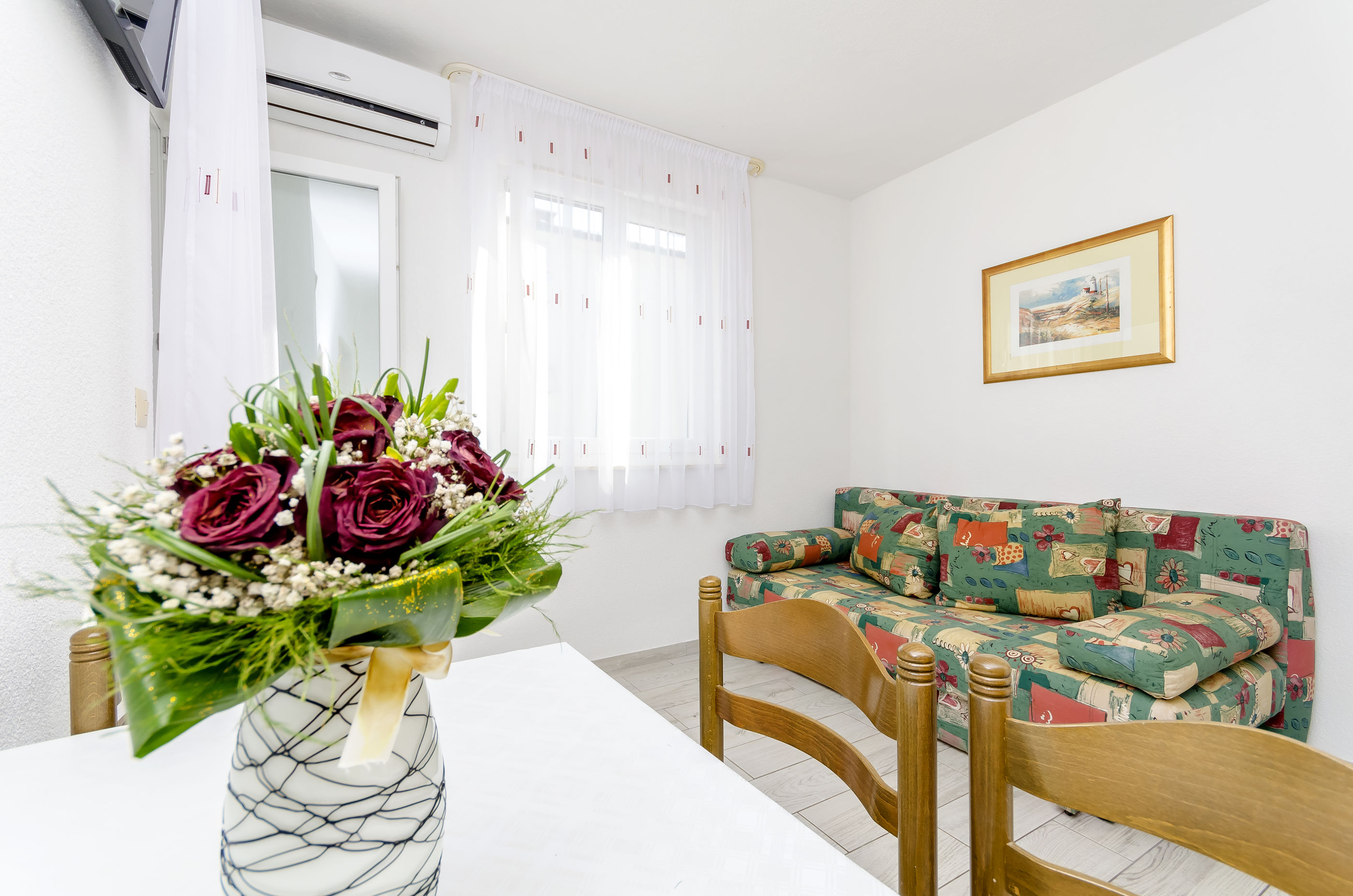 Apartments Mate 47001-A6