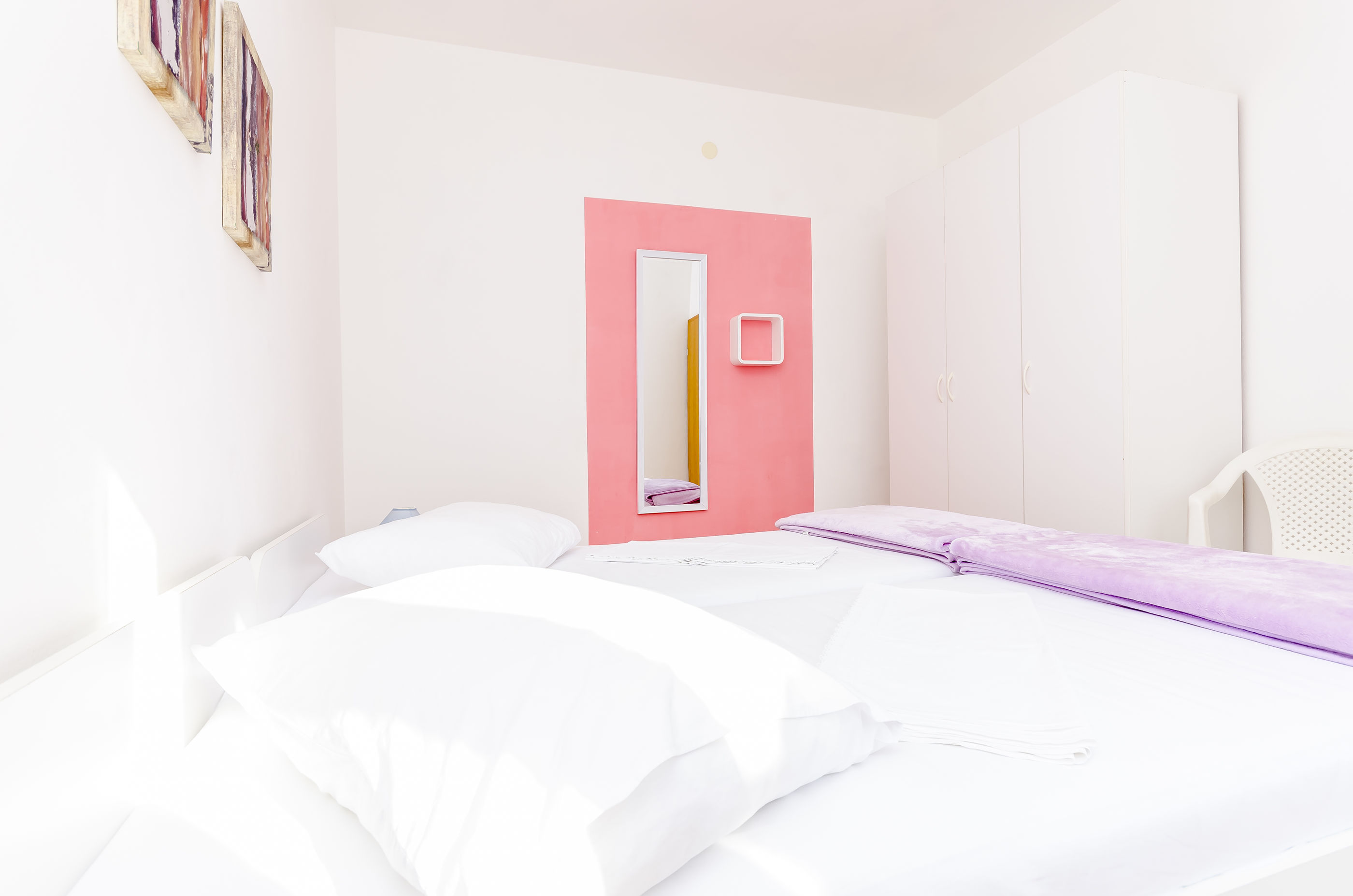 Apartments Mate 47001-A7