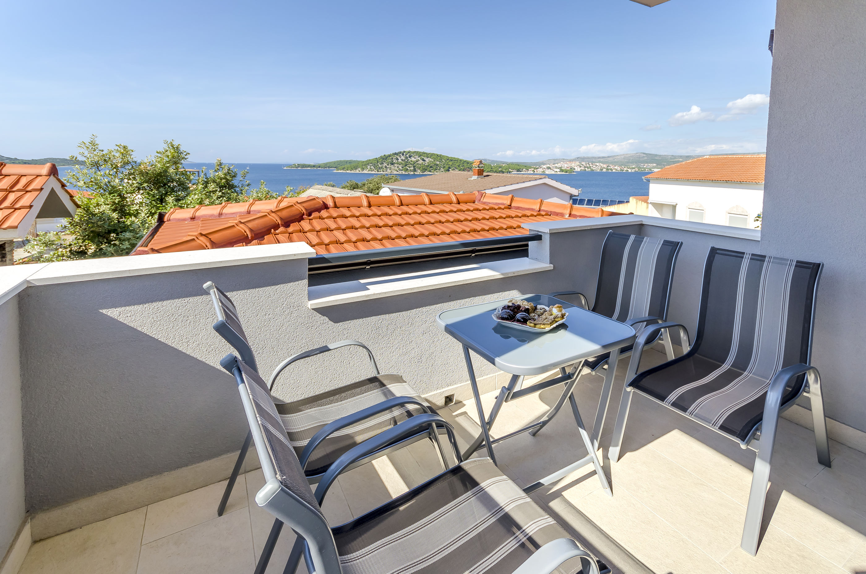 Apartments Katic 56891-A1