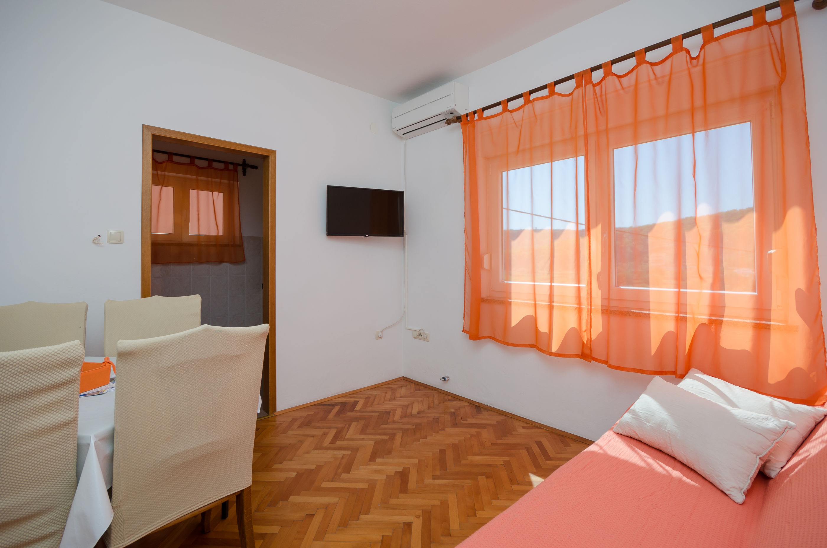 Apartments Mirjana B 86912-A2