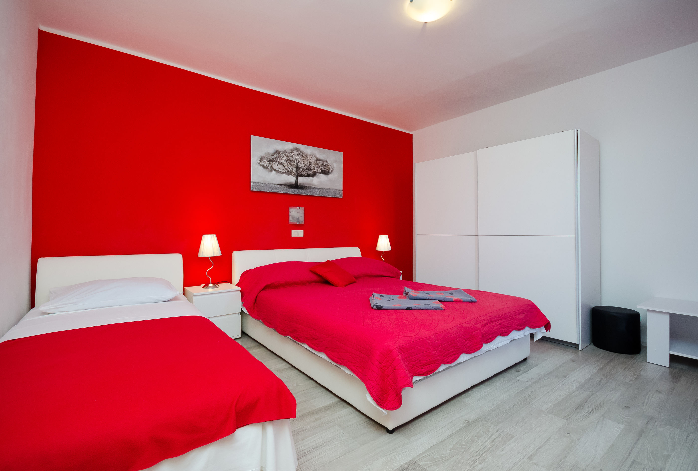 Apartments Helena 86681-A4