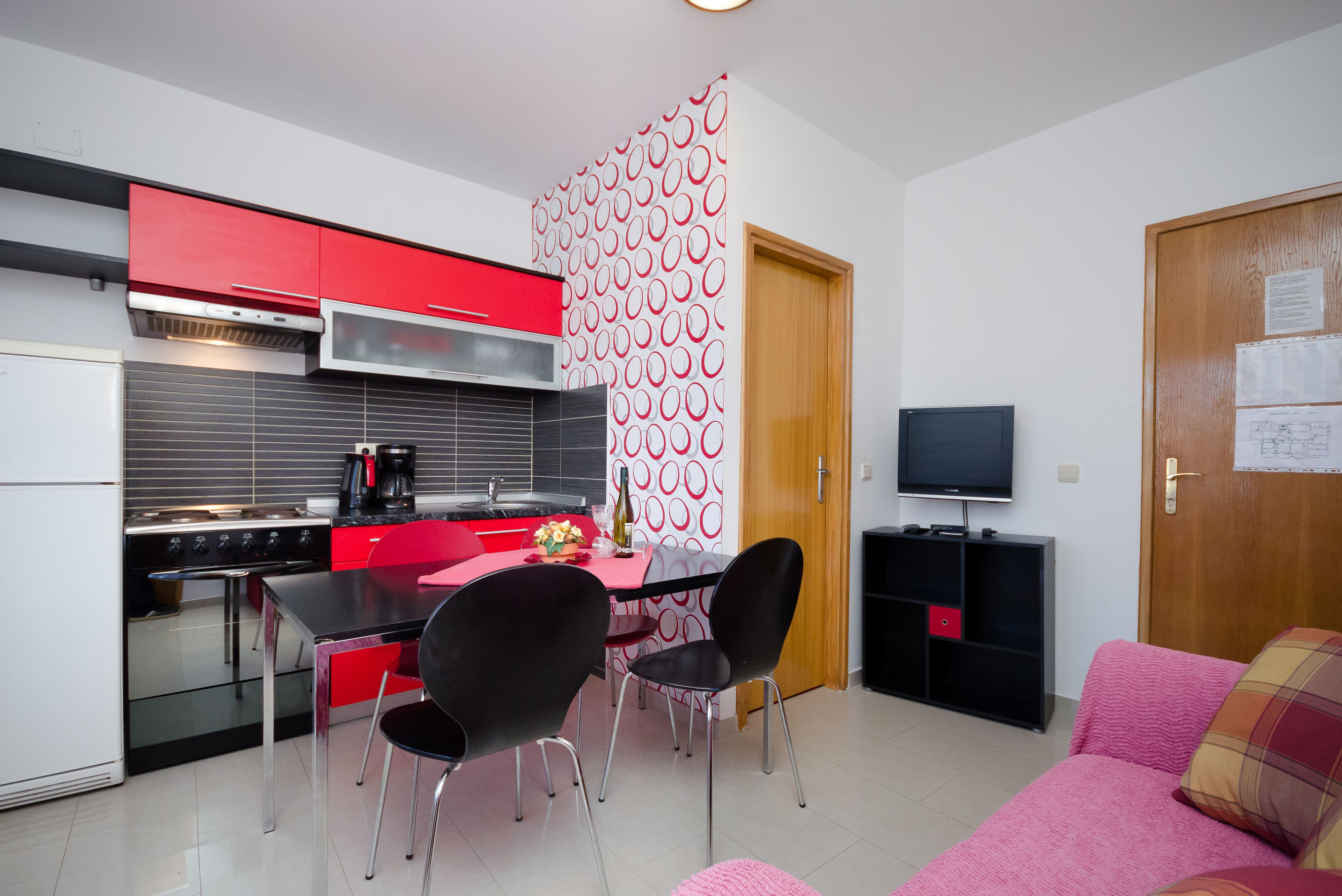 Apartments Helena 86681-A4