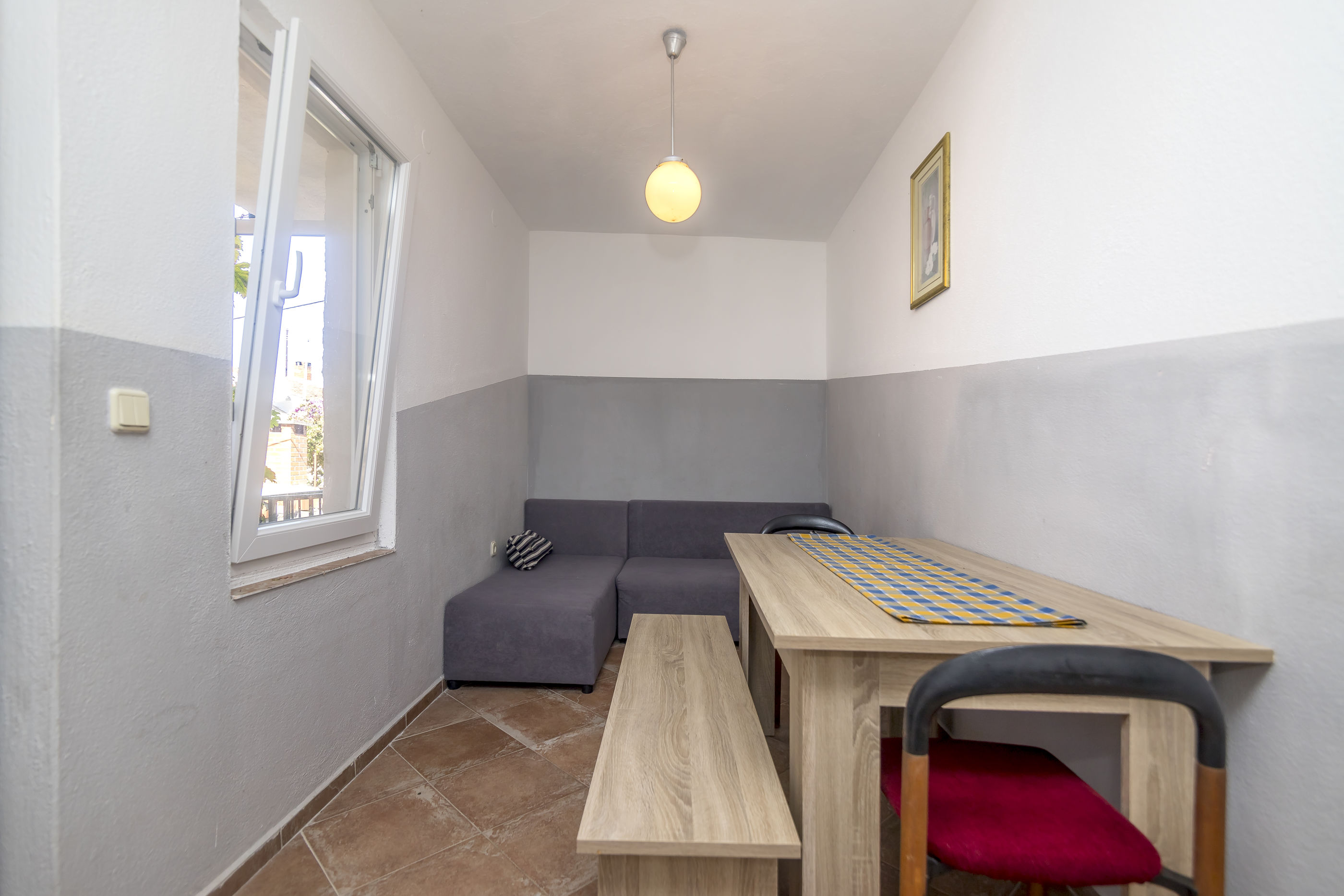 House Pelegrin 72731-K1