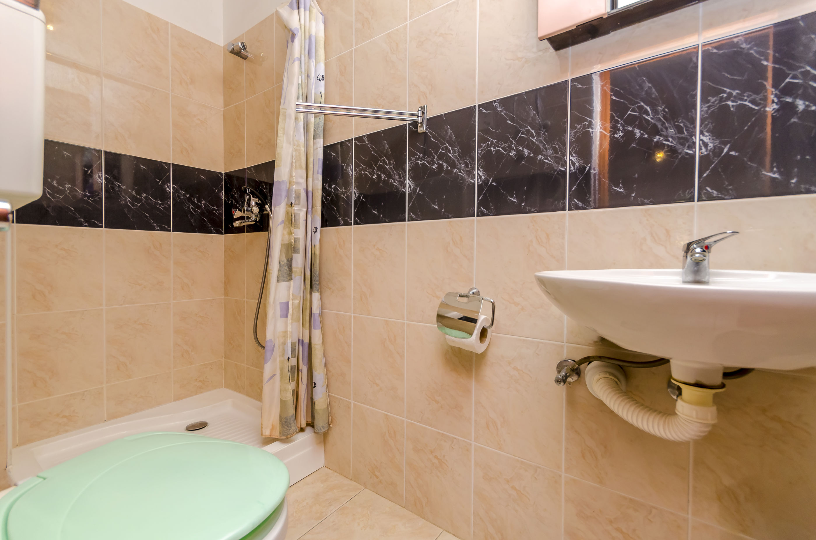 Apartments Komin 73081-A2