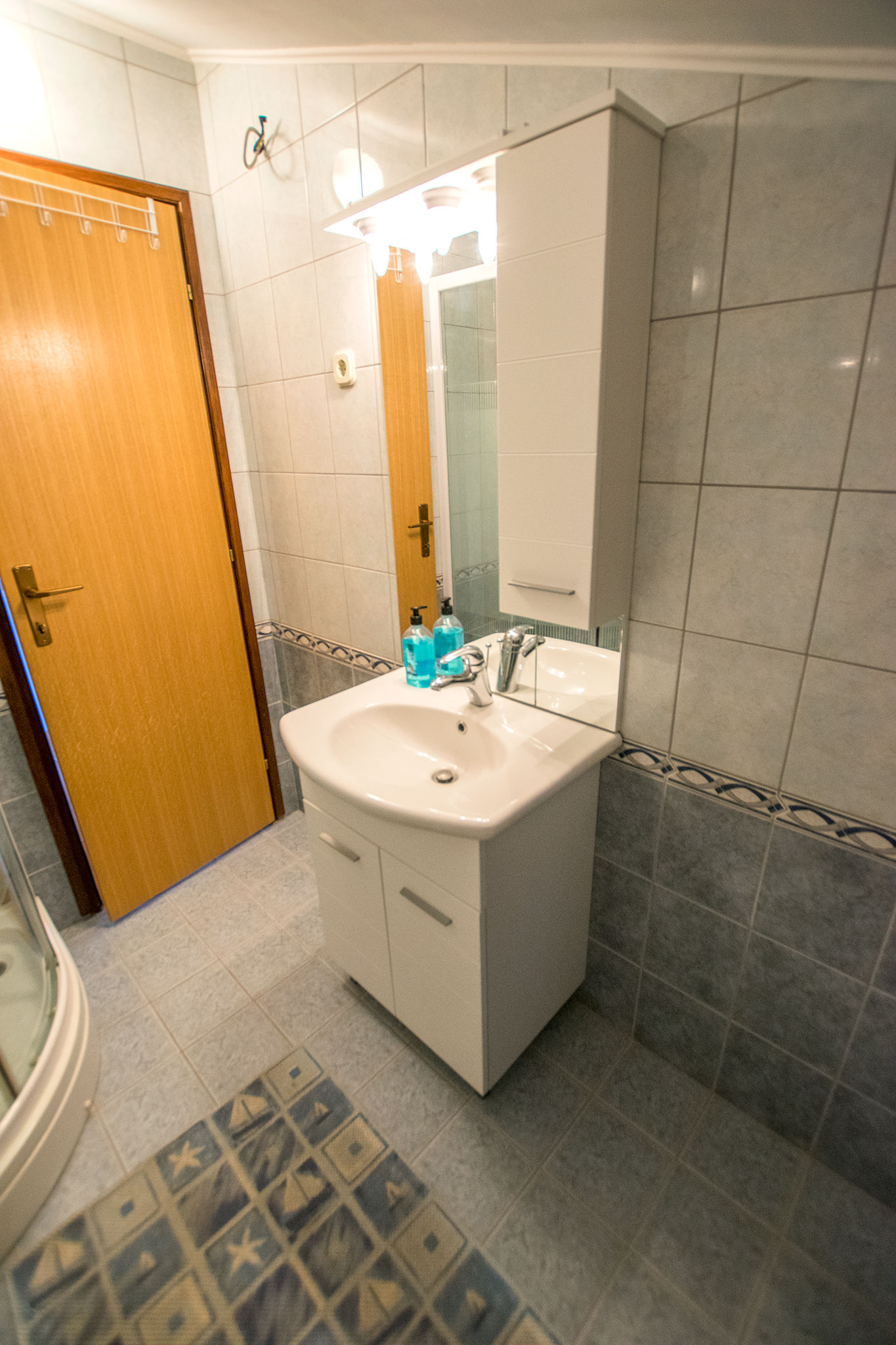 Apartments SLAVICA 60685-A2