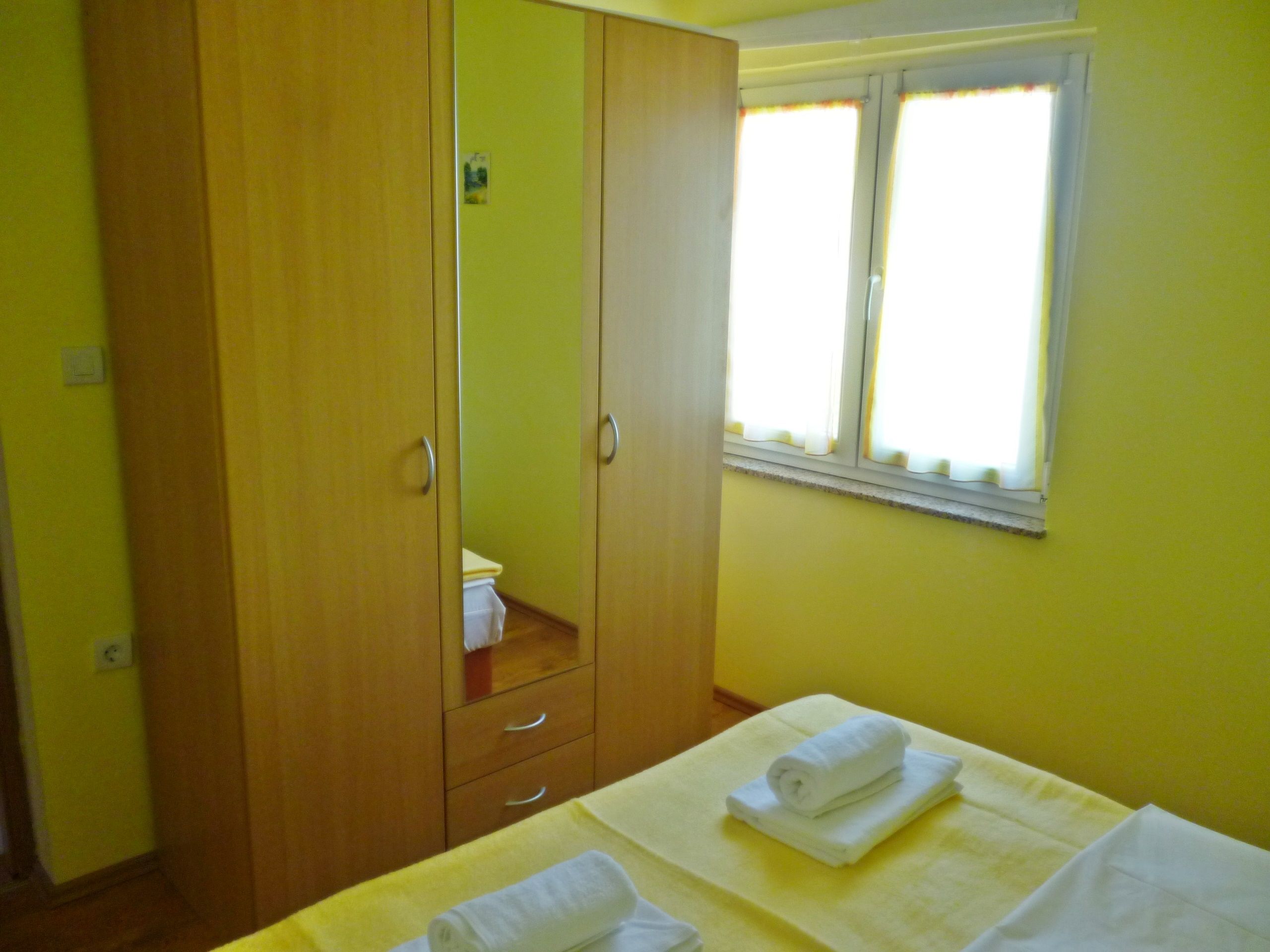 Apartments Bugen 58499-A2