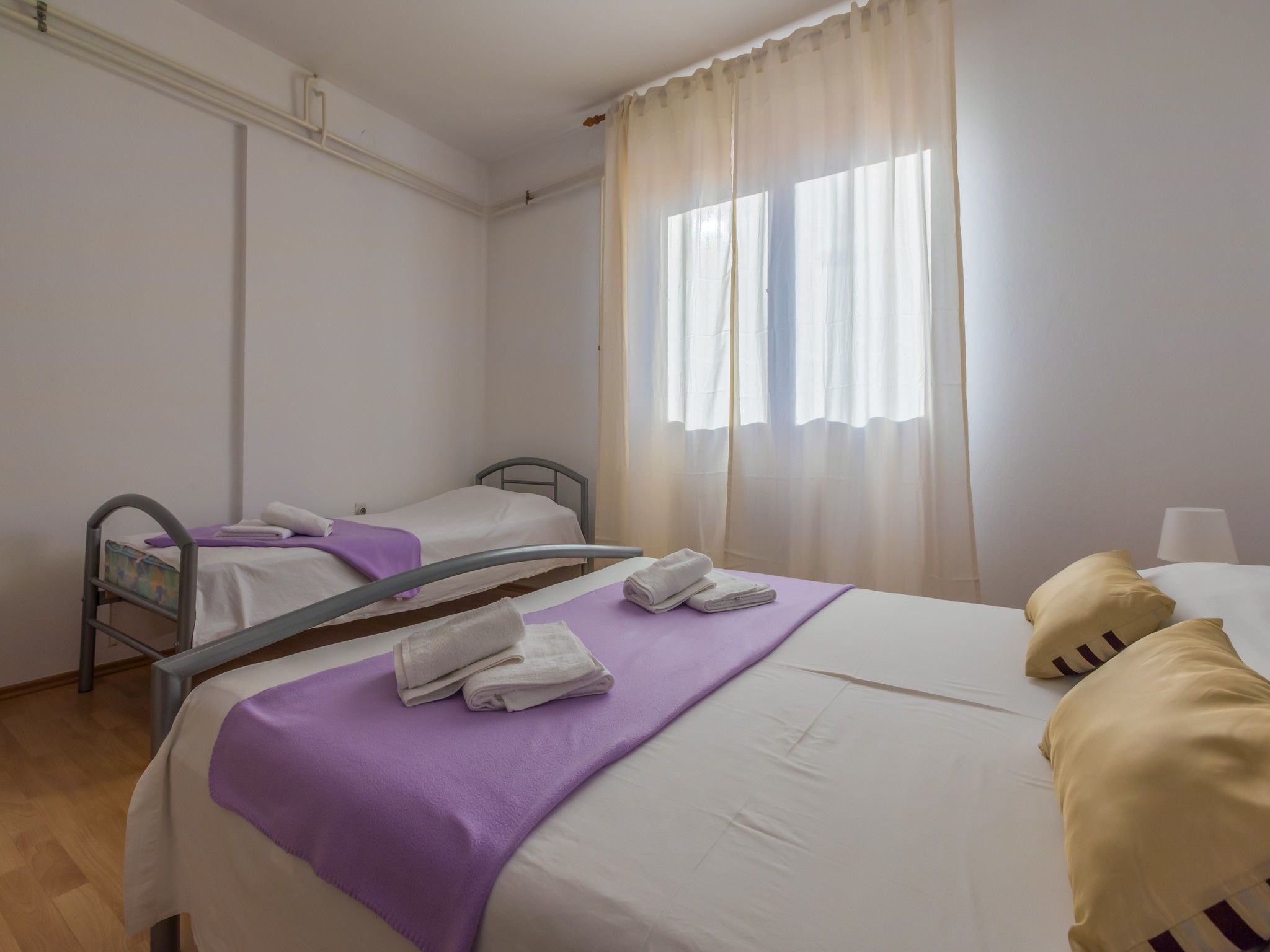 Apartment Roni 62624-A2