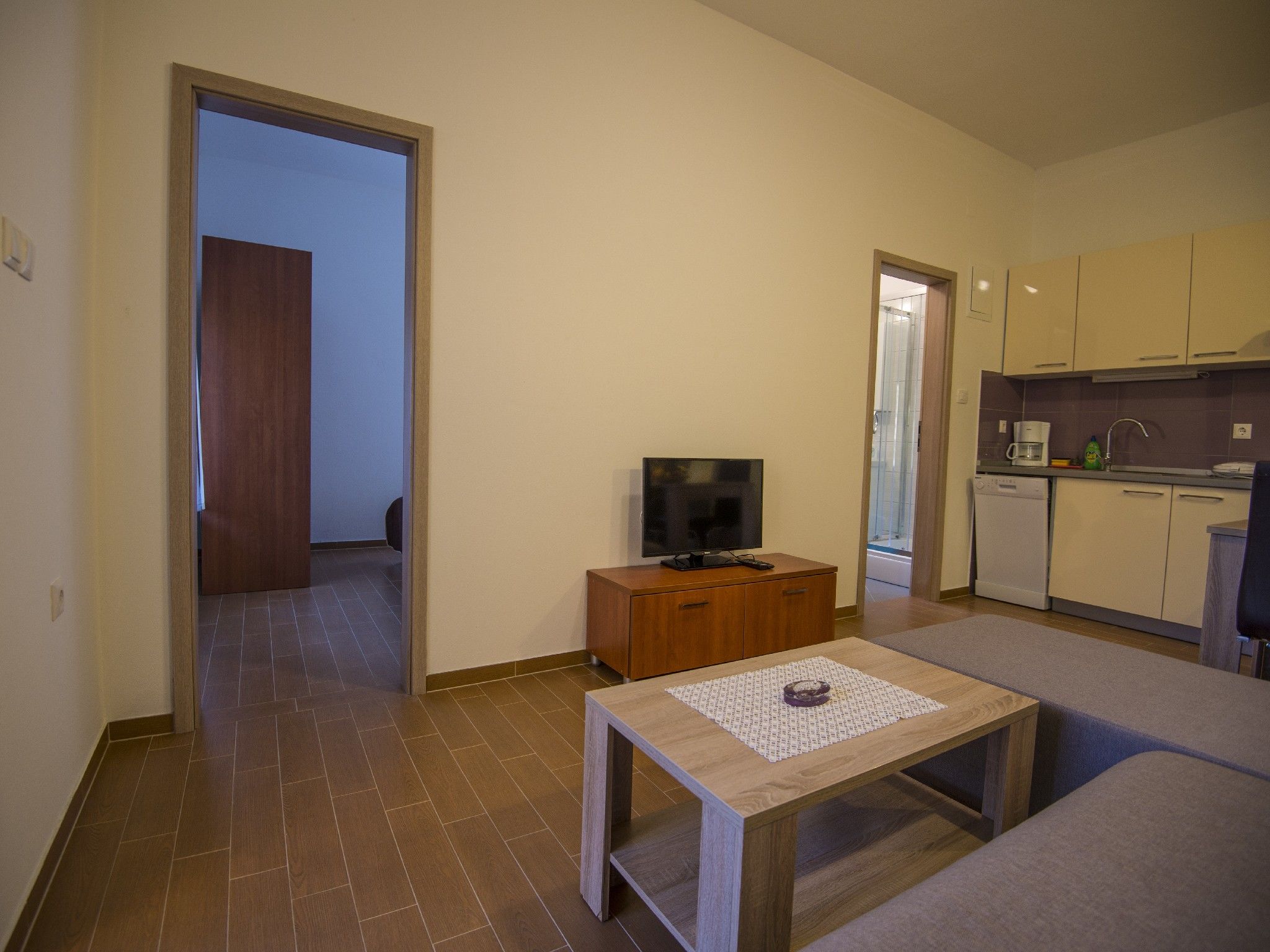 Apartments PUNTA-in the stone house 74004-A1