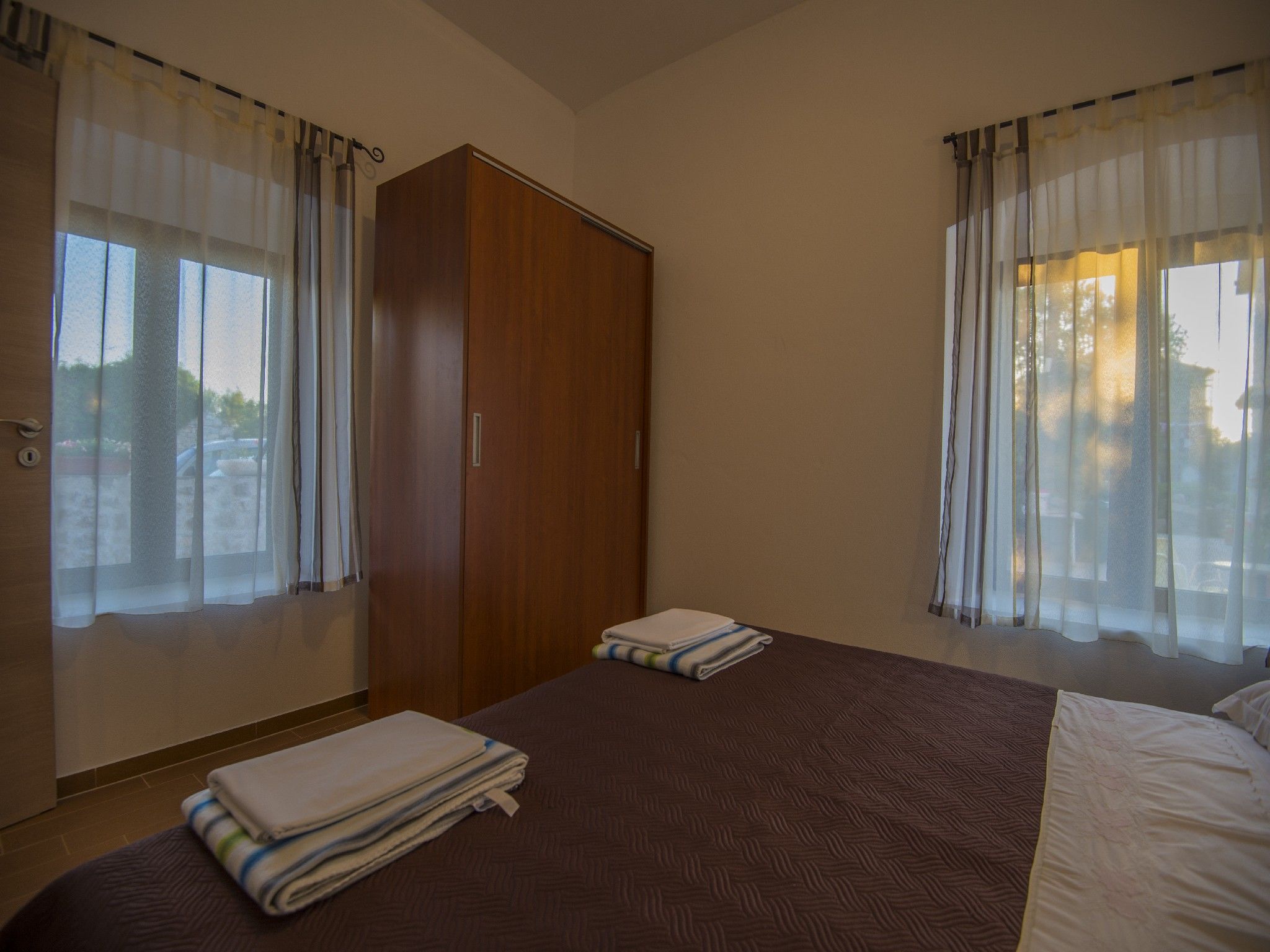 Apartments PUNTA-in the stone house 74004-A1