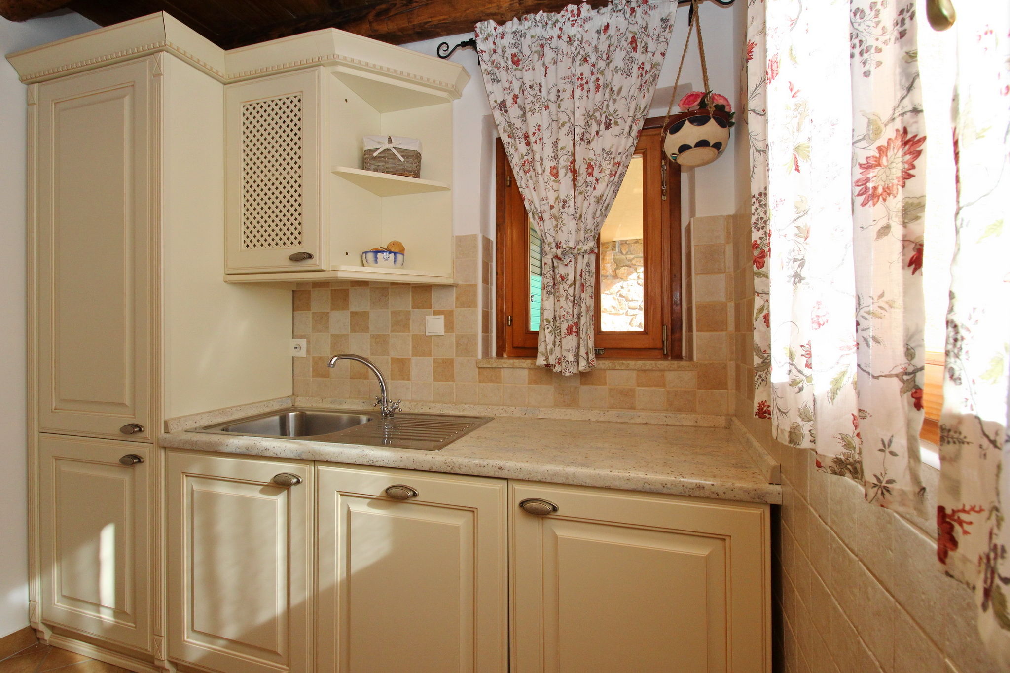 House Katarinini dvori 69481-K1