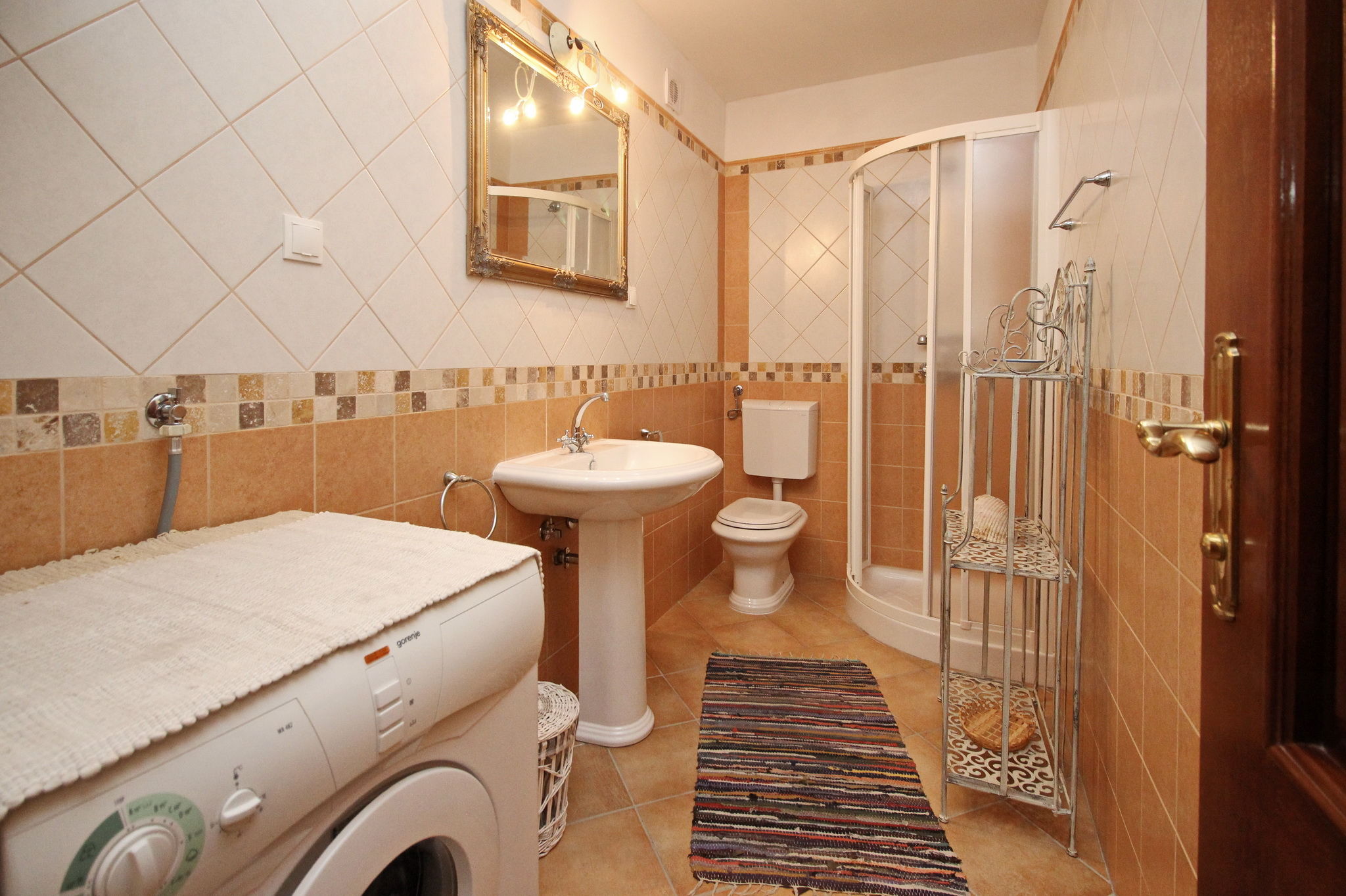 House Katarinini dvori 69481-K1