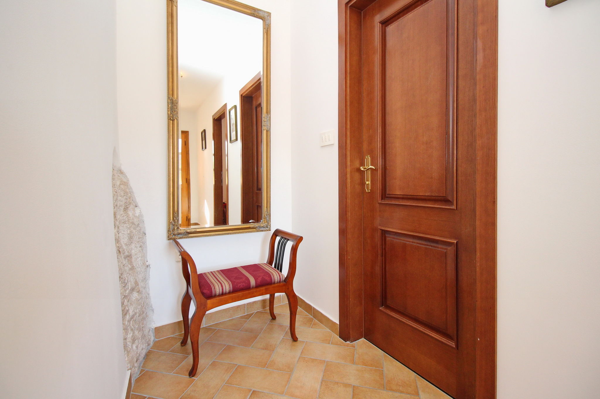 House Katarinini dvori 69481-K1