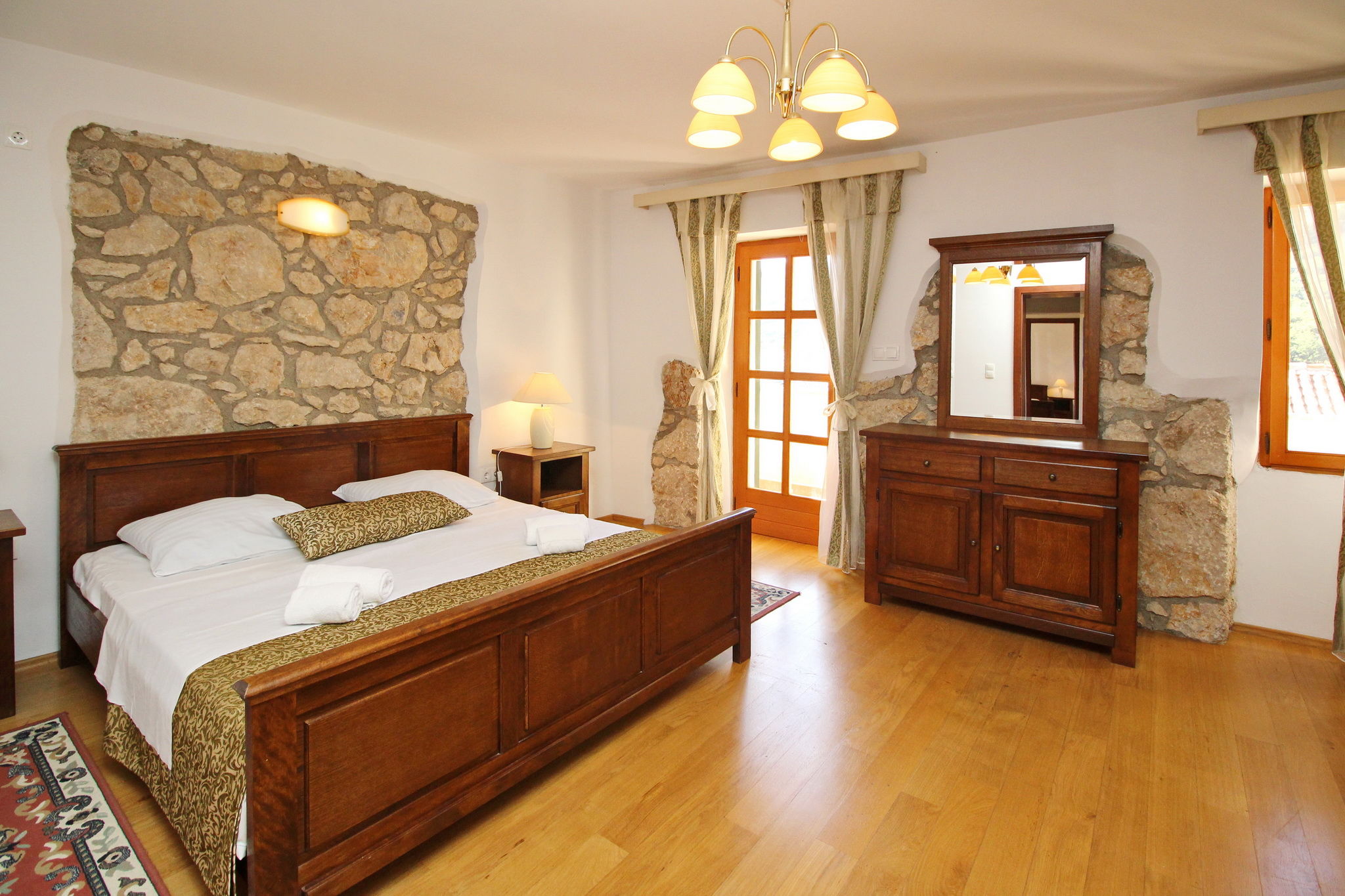 House Katarinini dvori 69481-K1
