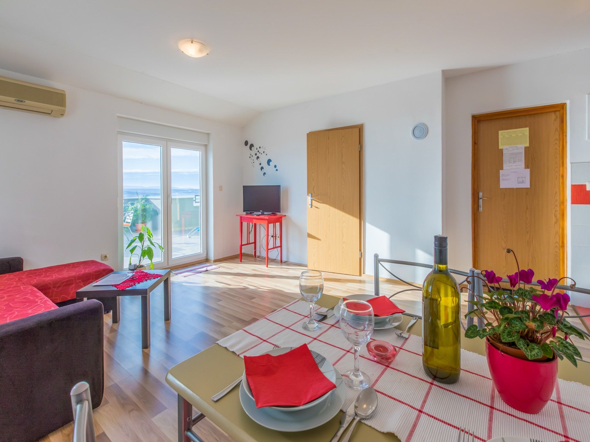 Apartments BENNY 76371-A2