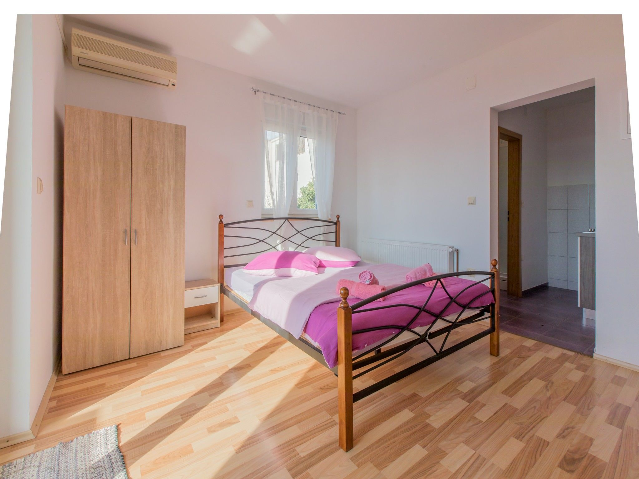 Apartments BENNY 76371-A3