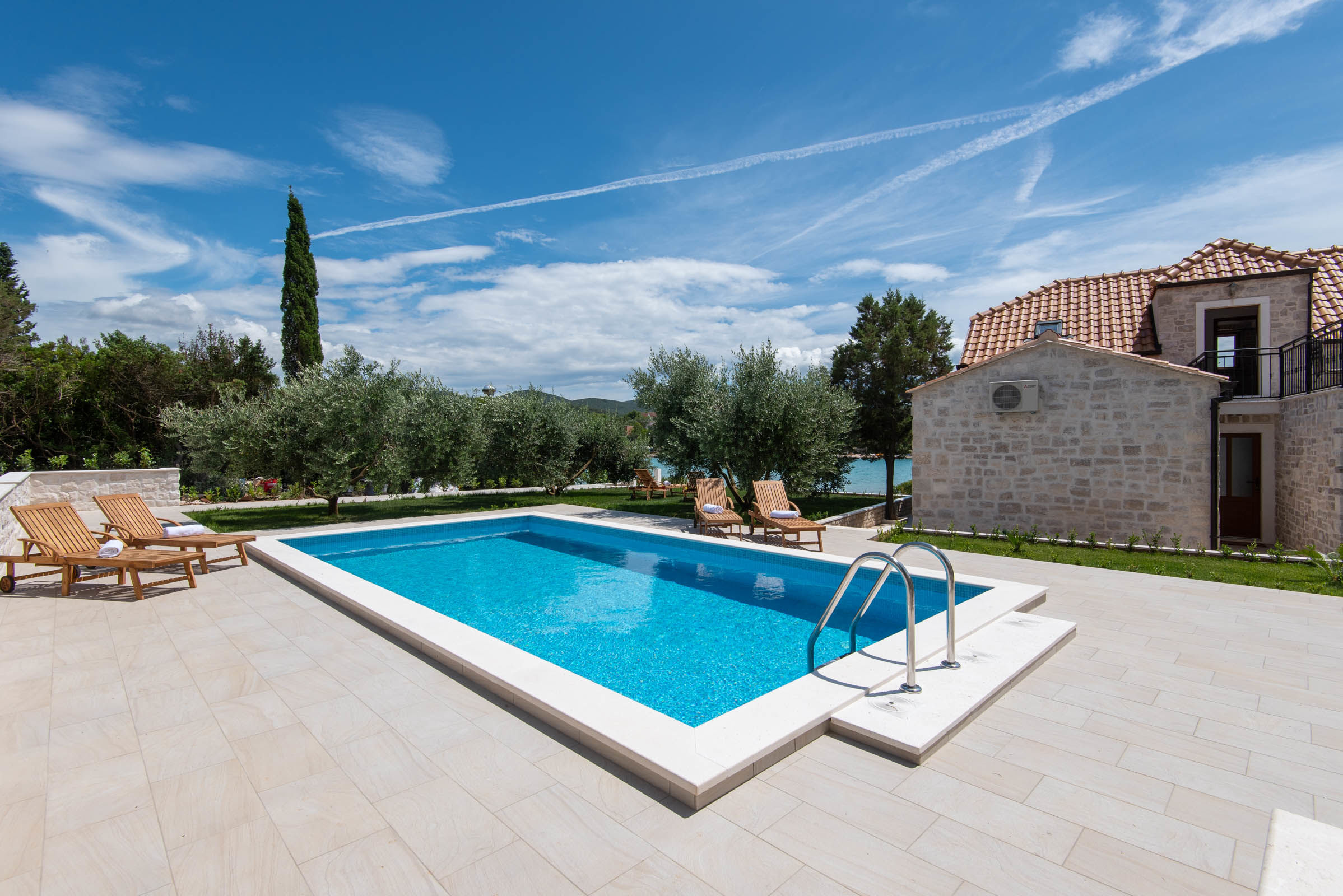 Villa Mirce 71634-K1