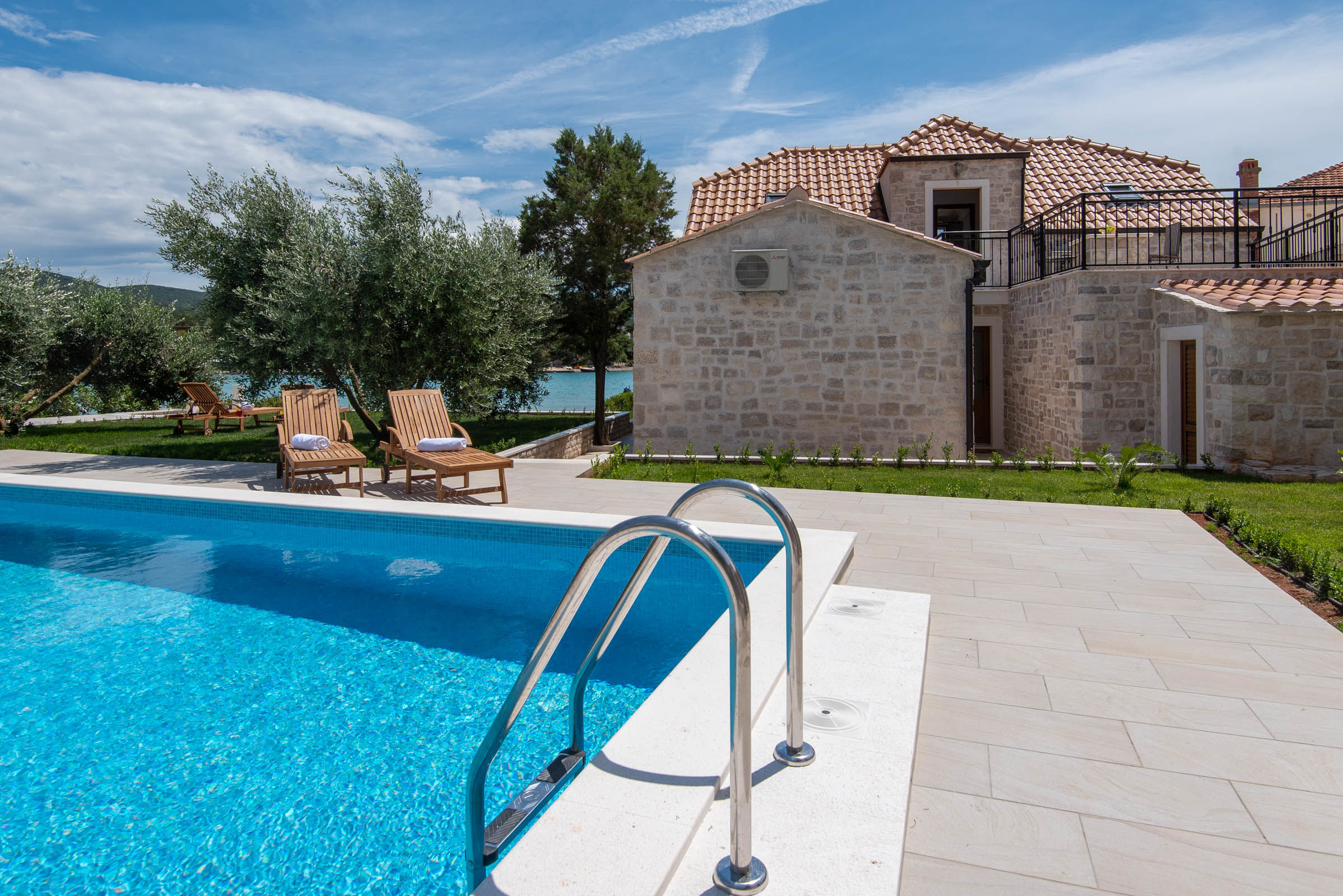 Villa Mirce 71634-K1