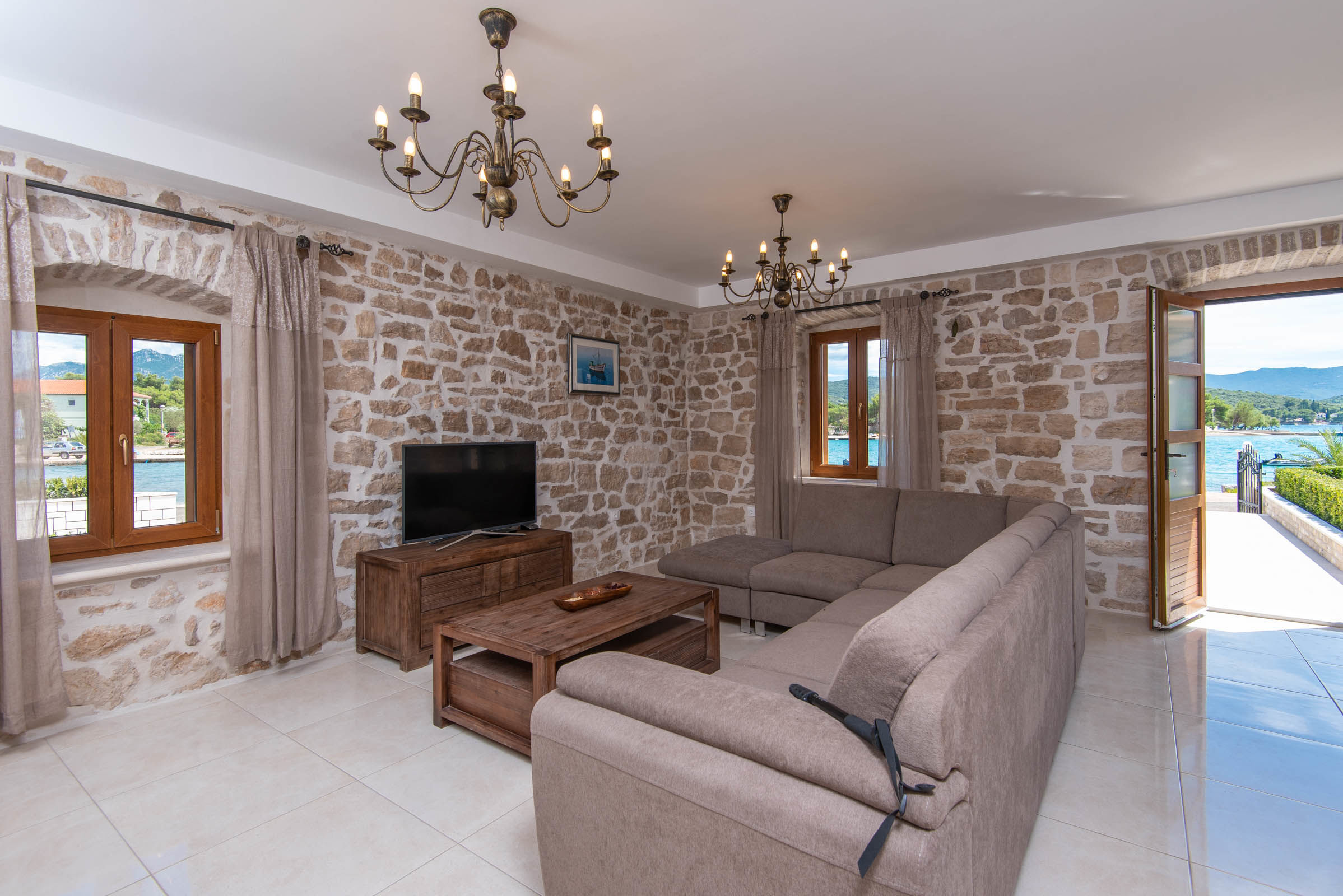 Villa Mirce 71634-K1