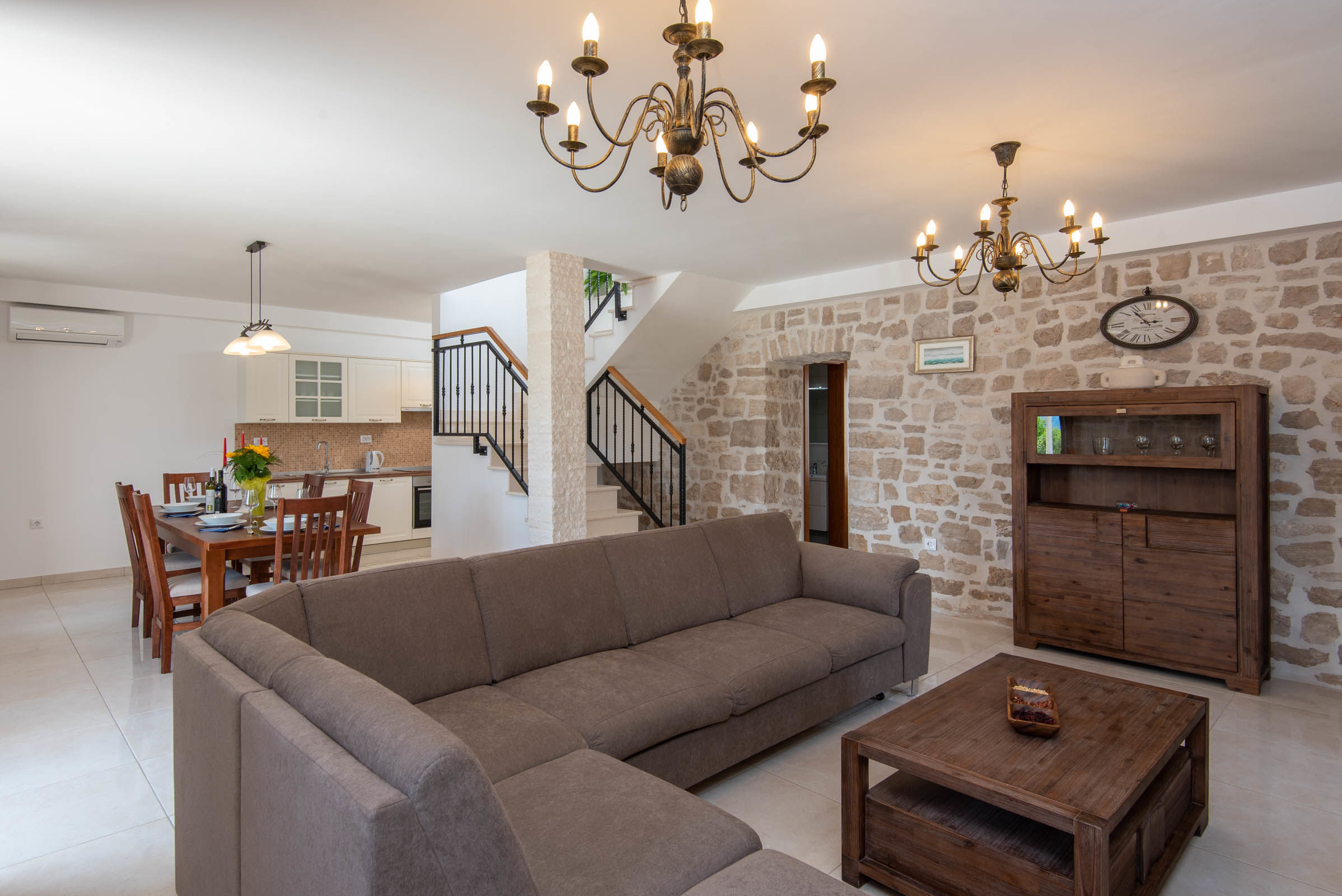 Villa Mirce 71634-K1