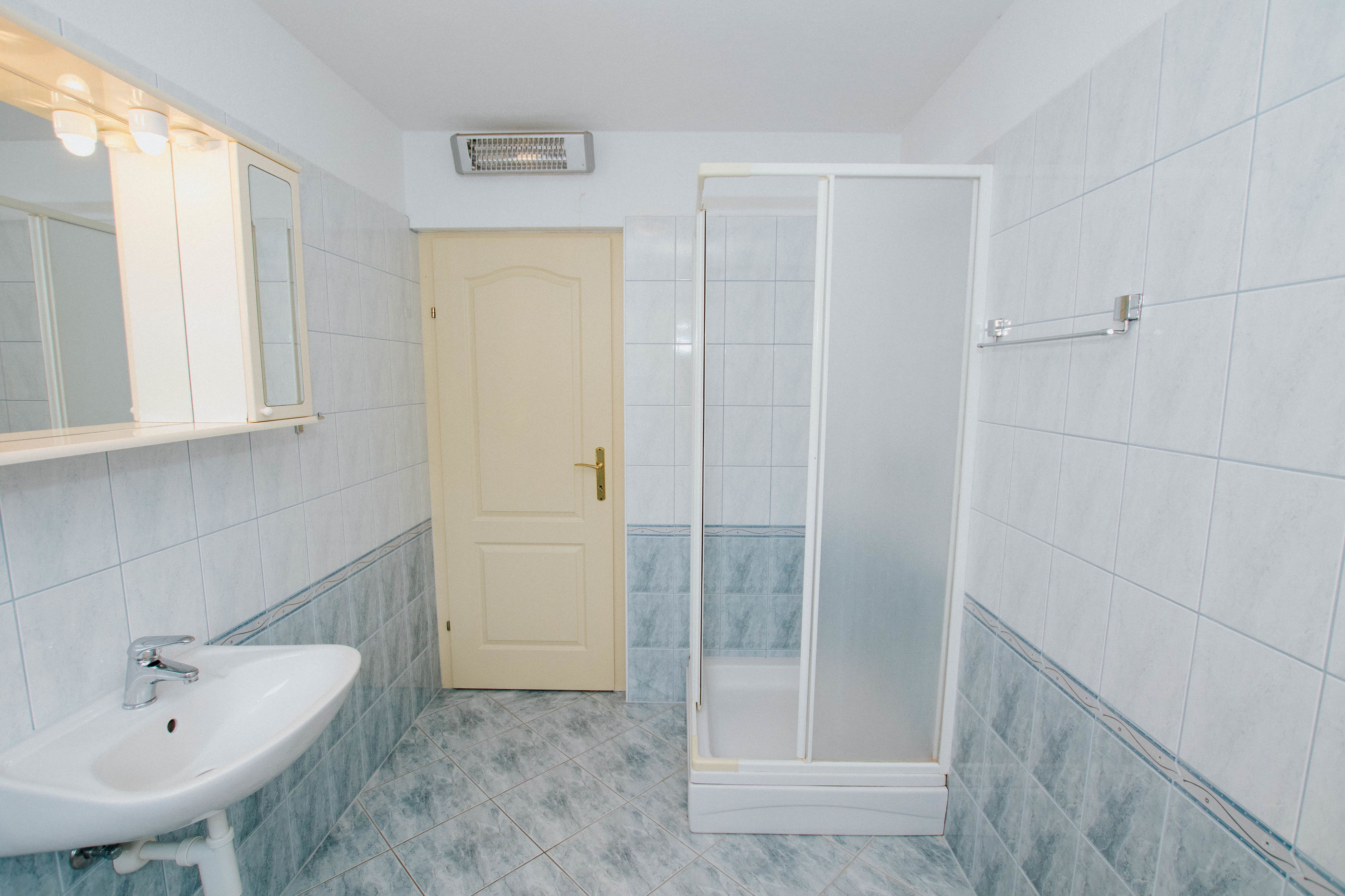 Apartments Marko 49991-A1
