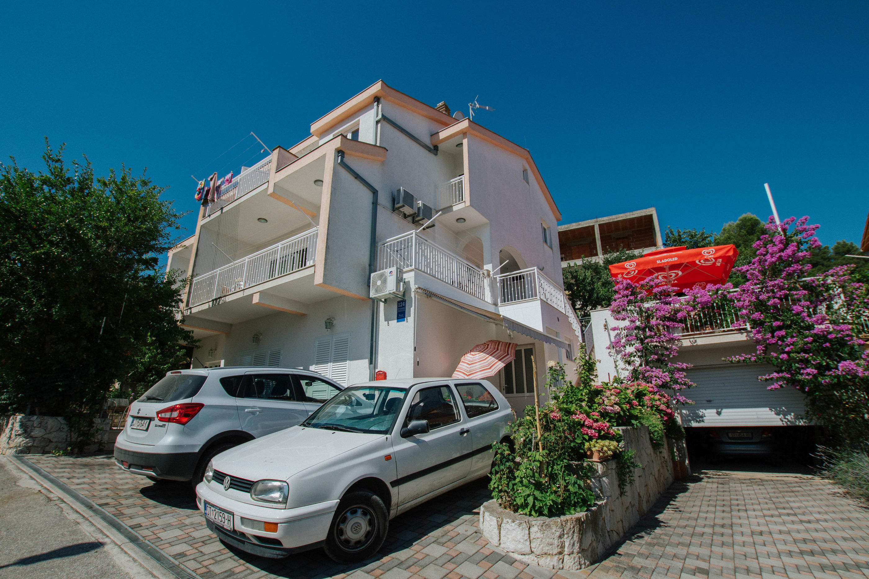 Apartments Marko 49991-A1