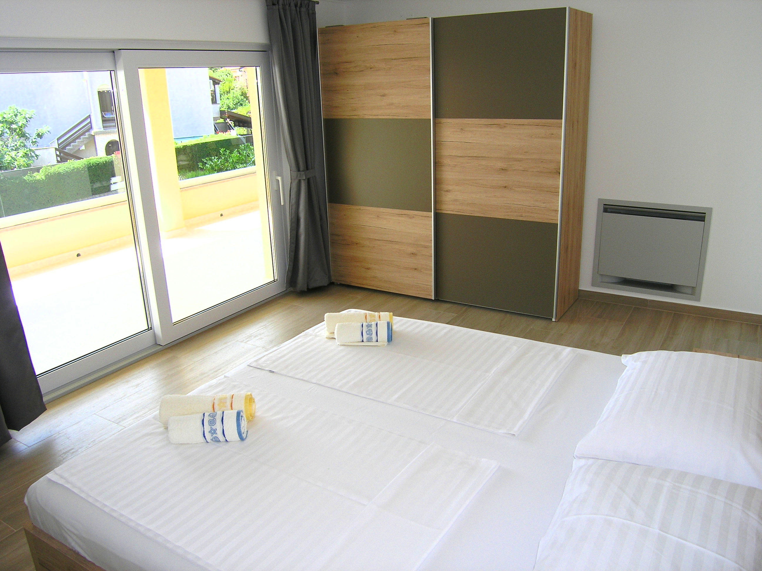 Apartments KRAJINOVIC 15239-A1