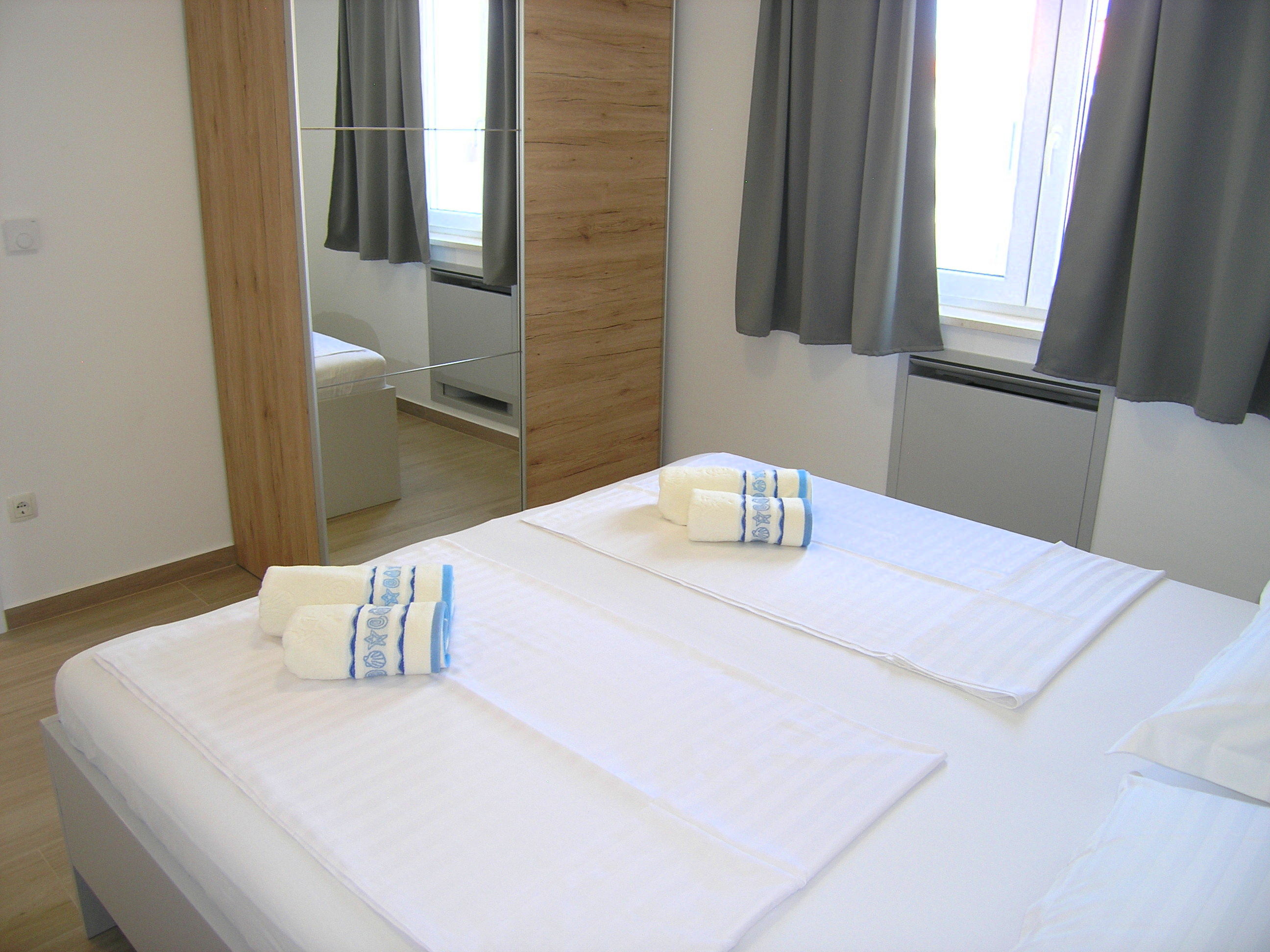 Apartments KRAJINOVIC 15239-A2