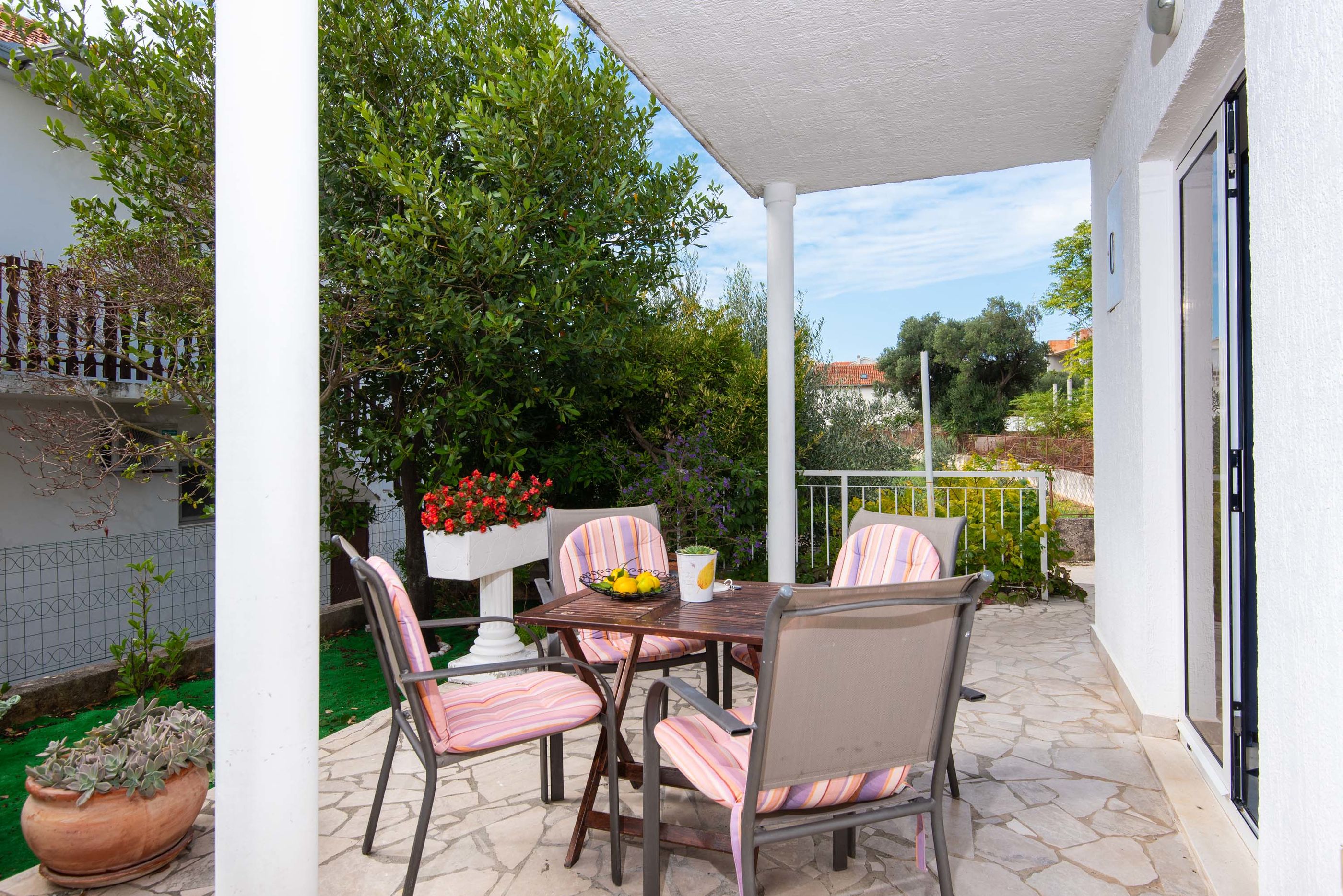Apartments Jane 76972-A1