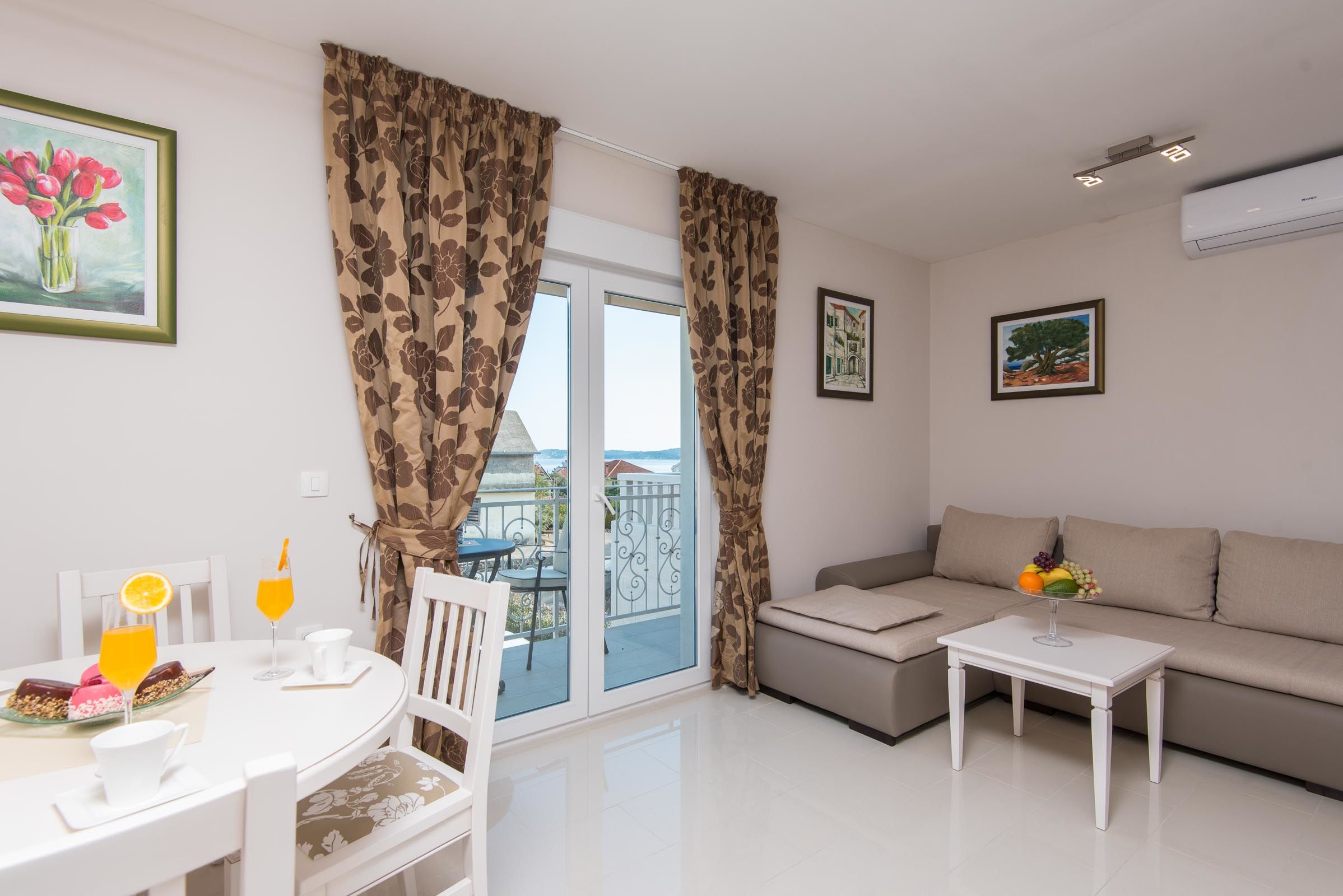 Apartments Villa Stela 17482-A5
