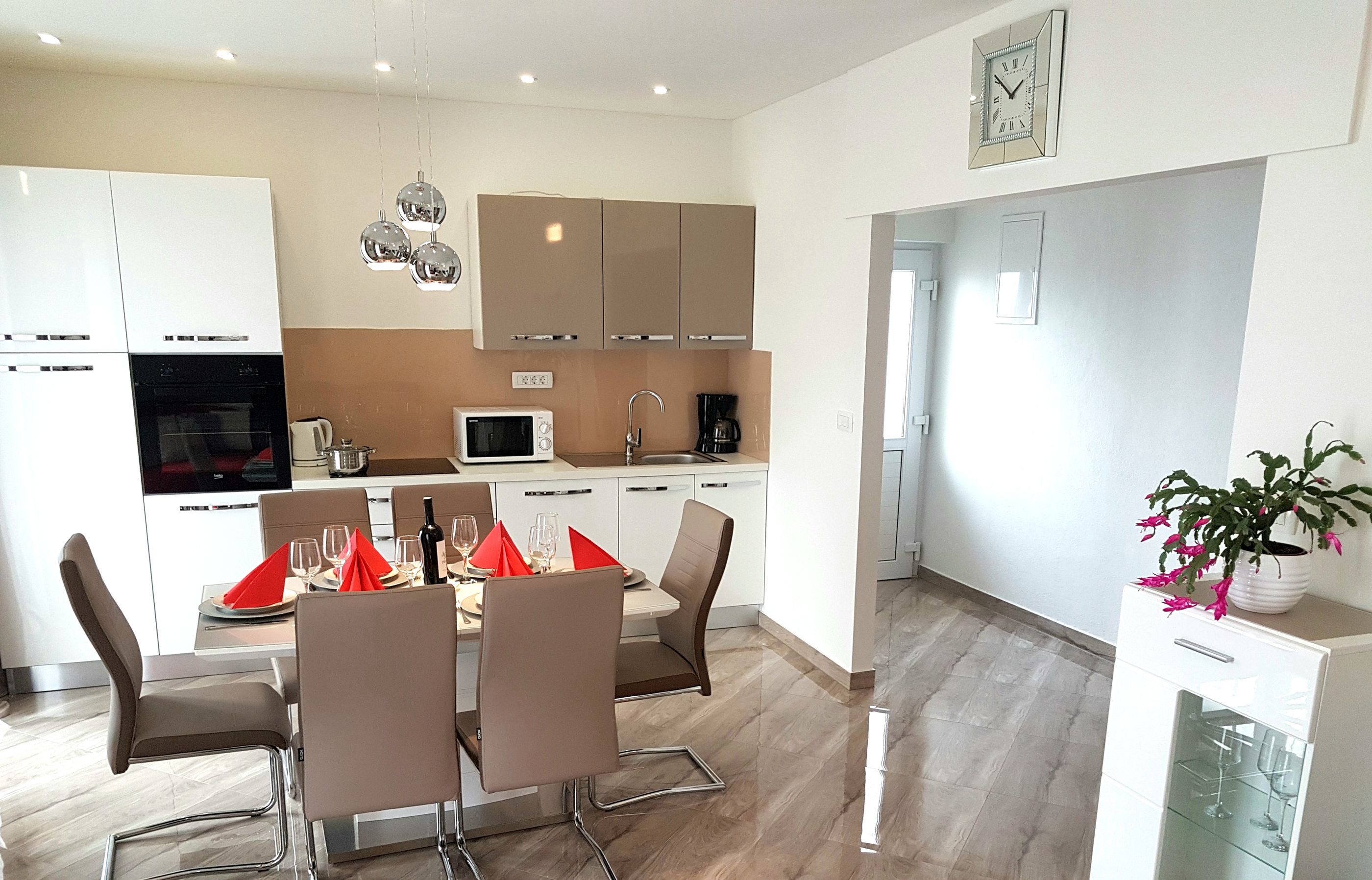 Apartments Filip 76241-A1